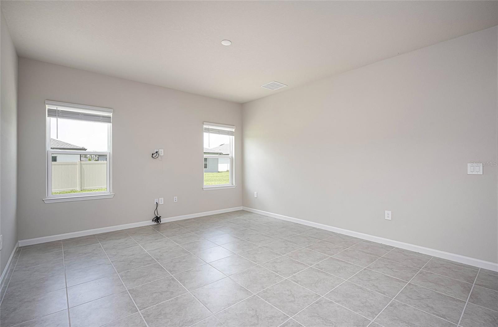 Image 27 of 42 For 16873 Castoro Drive