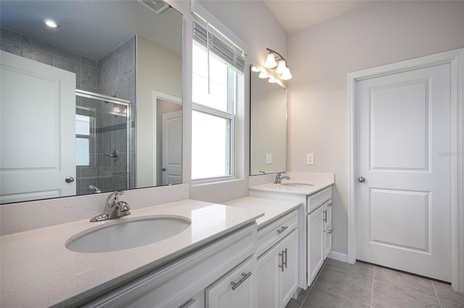 Image 33 of 42 For 16873 Castoro Drive