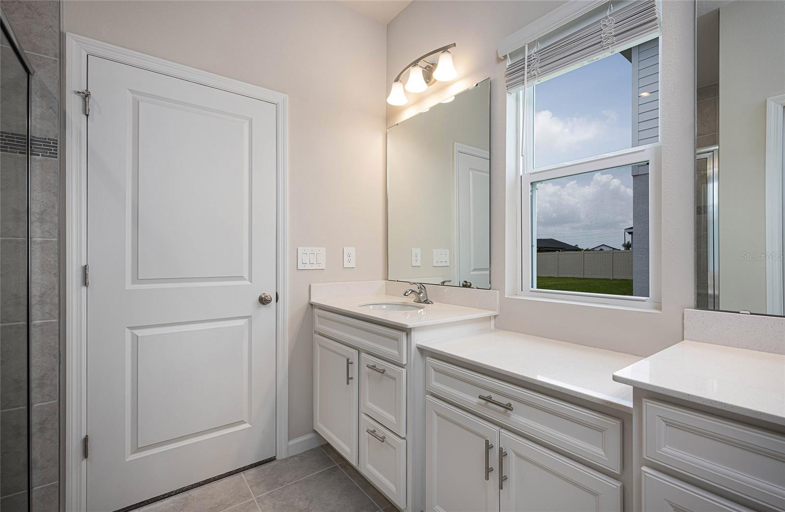 Image 34 of 42 For 16873 Castoro Drive