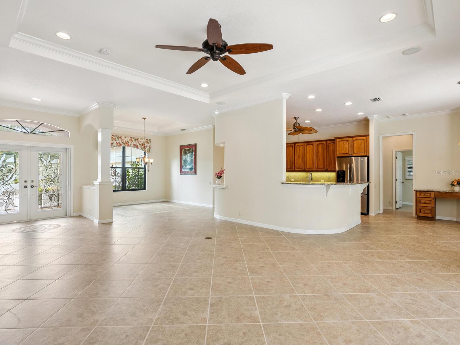 Image 11 of 38 For 1335 Tuscany Boulevard