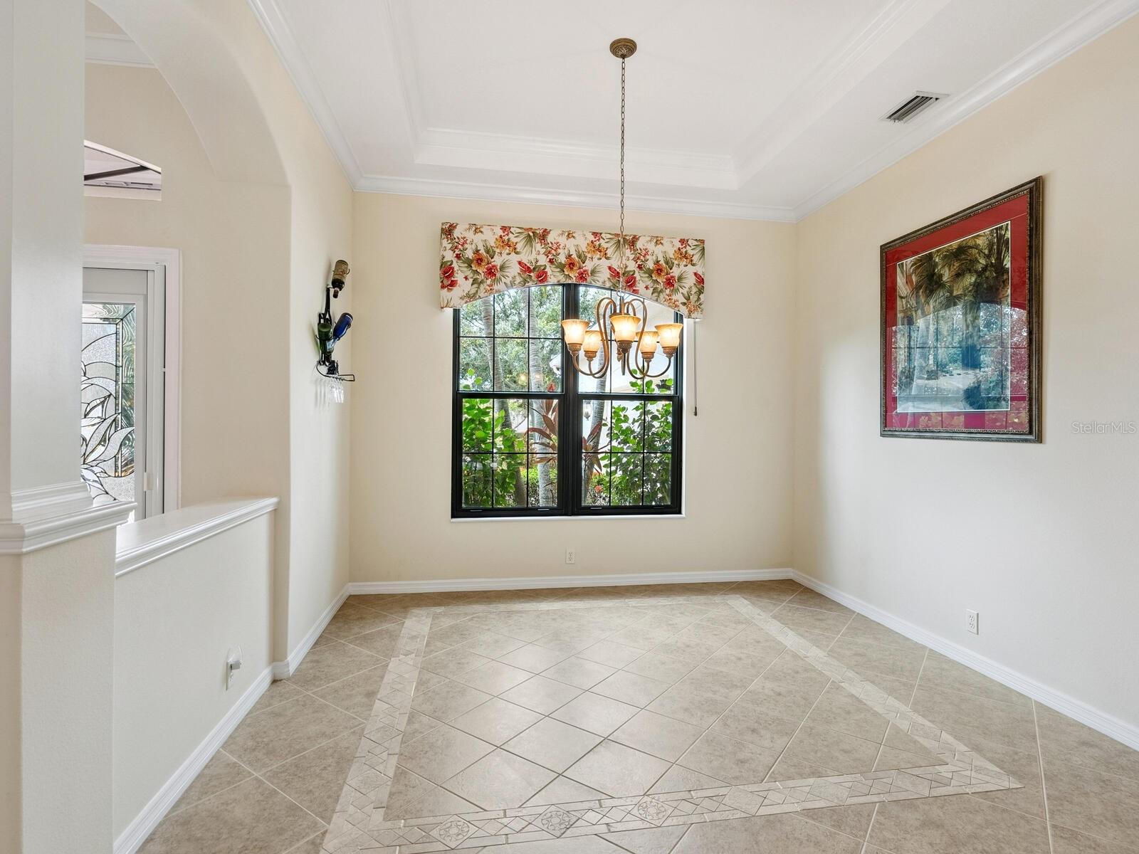 Image 13 of 38 For 1335 Tuscany Boulevard