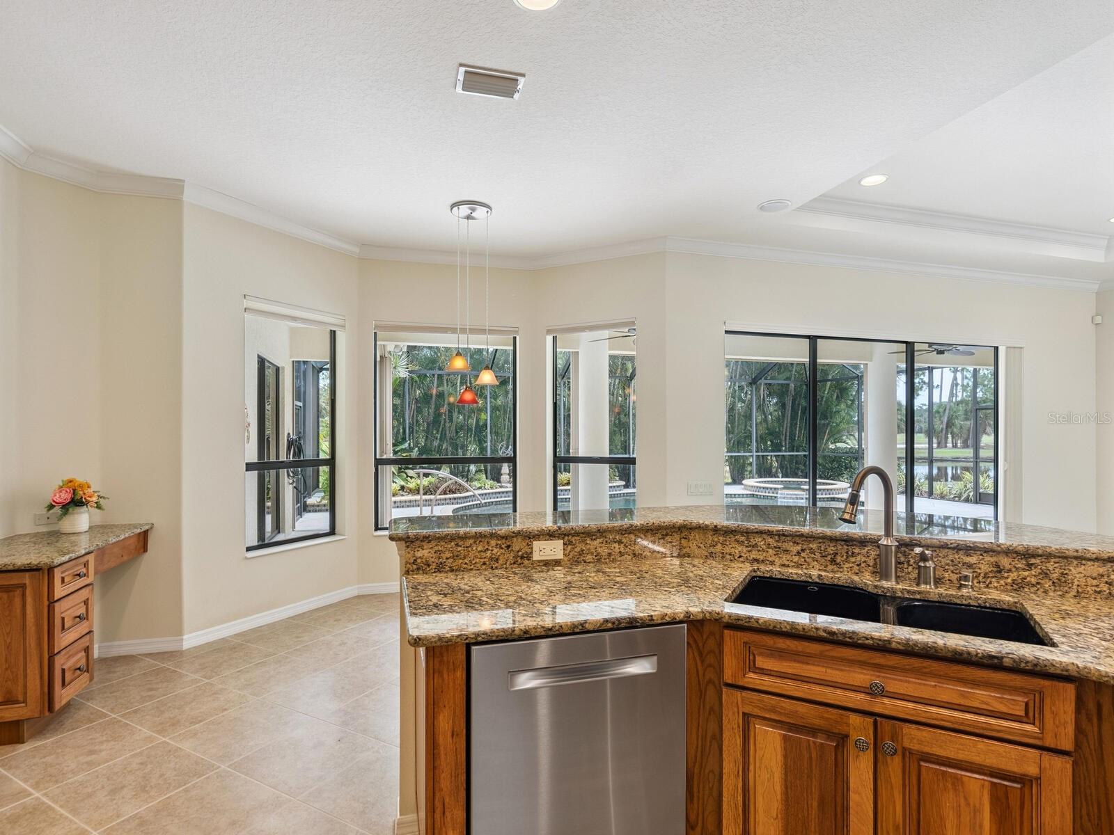 Image 18 of 38 For 1335 Tuscany Boulevard