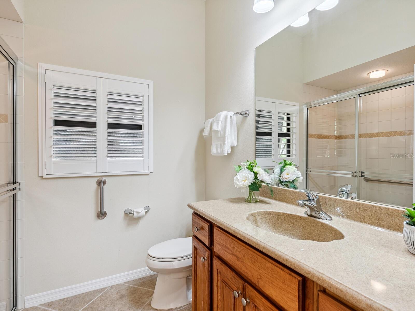 Image 26 of 38 For 1335 Tuscany Boulevard