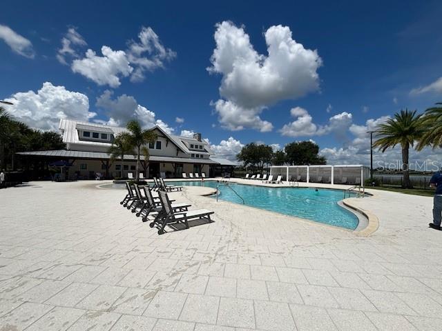 Image 31 of 43 For 16900 Caracara Place