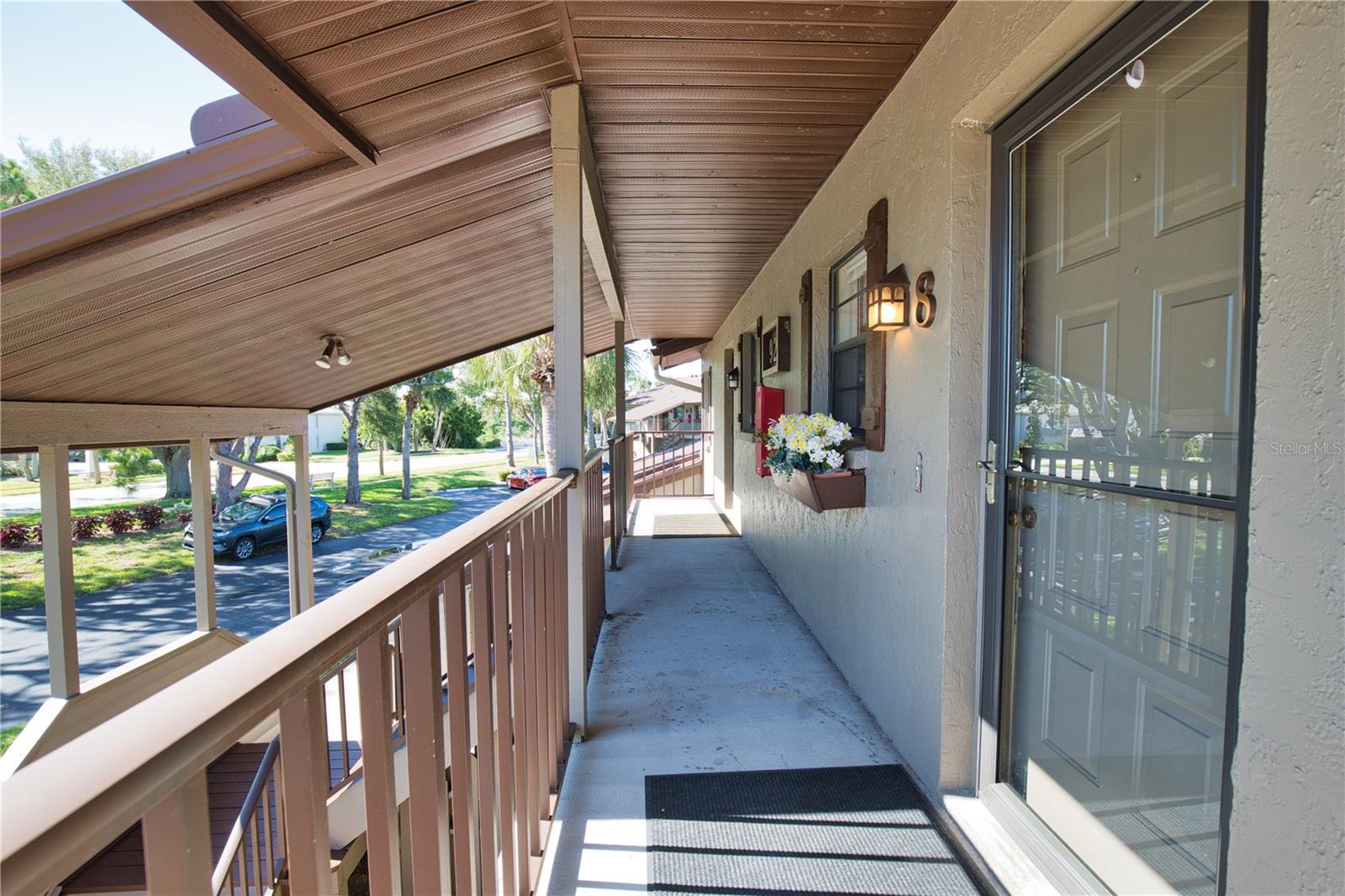 Image 3 of 21 For 927 Capri Isles Boulevard 8