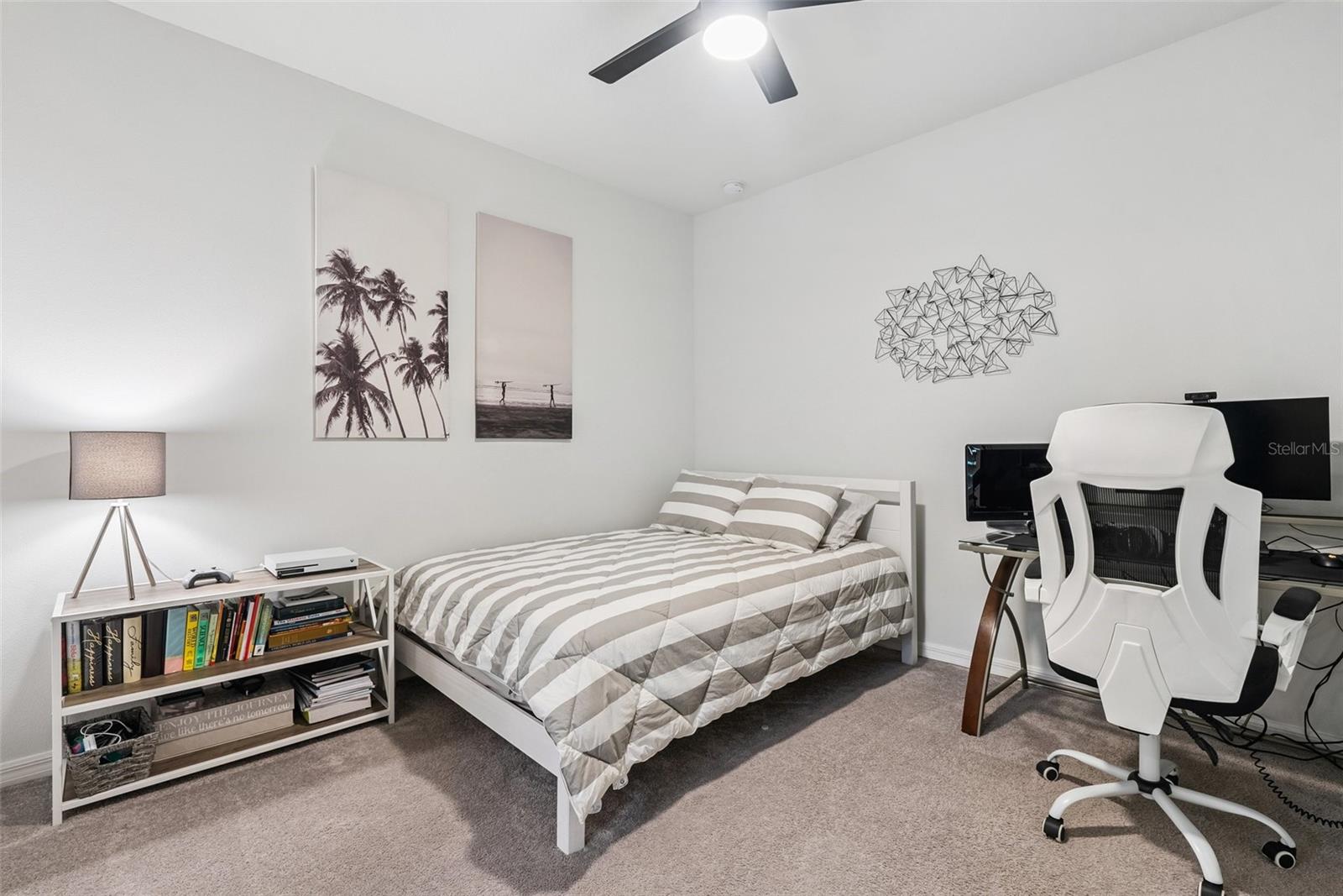 Image 23 of 36 For 121 Colebrook Court
