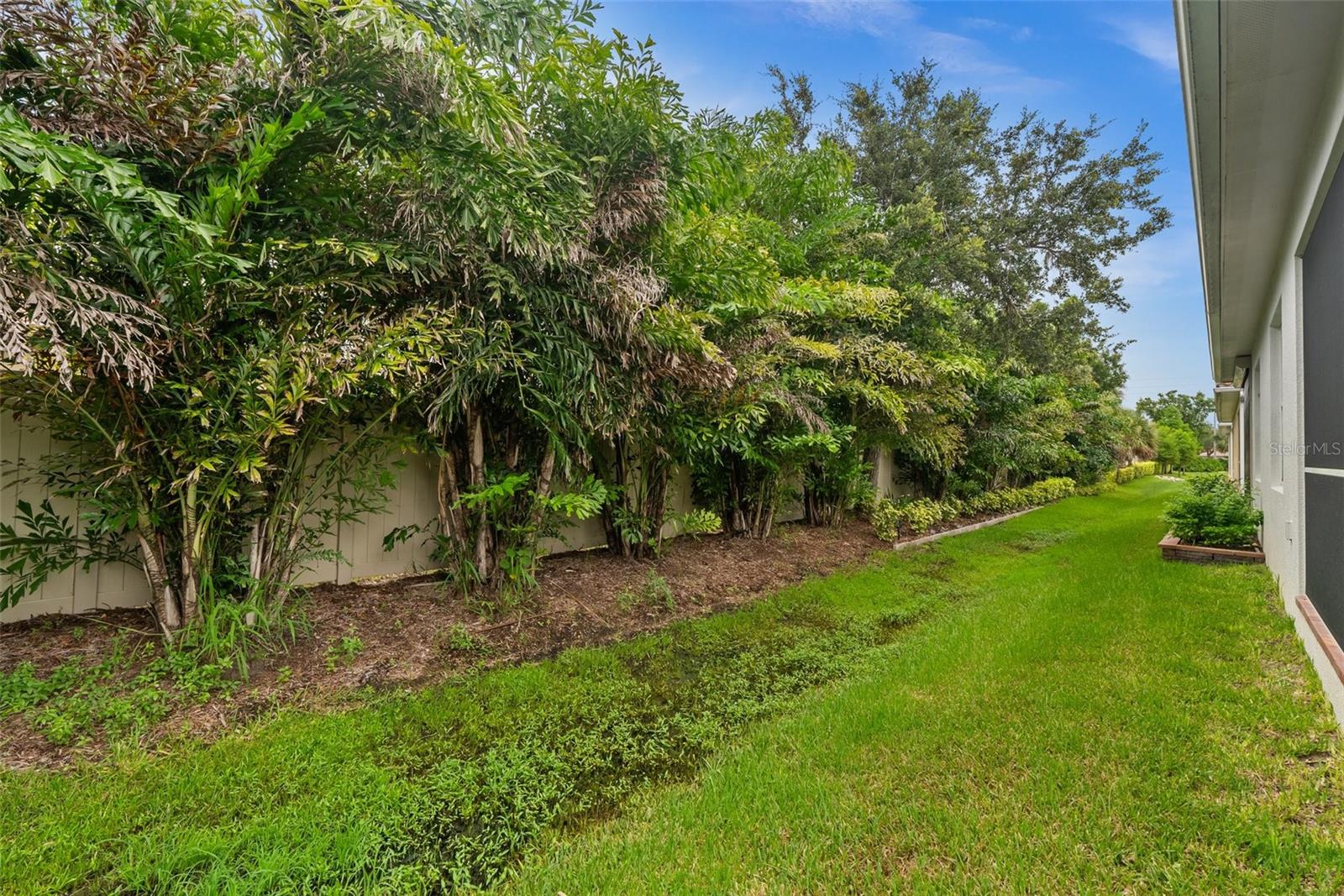 Image 31 of 36 For 121 Colebrook Court