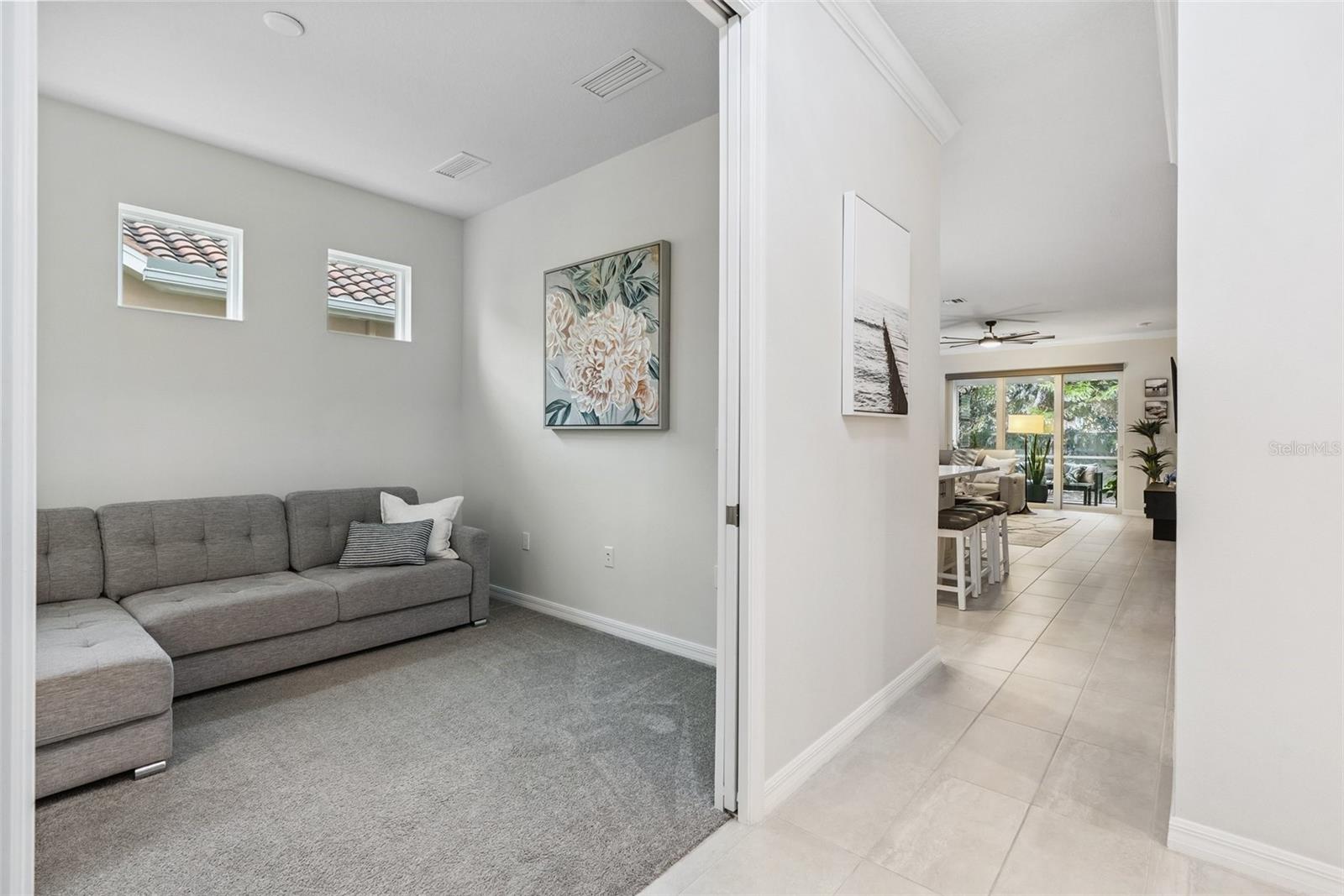 Image 4 of 36 For 121 Colebrook Court