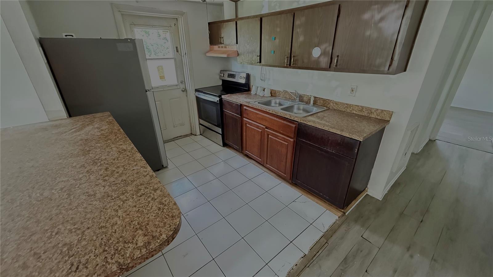 Image 15 of 20 For 620 Winham Street