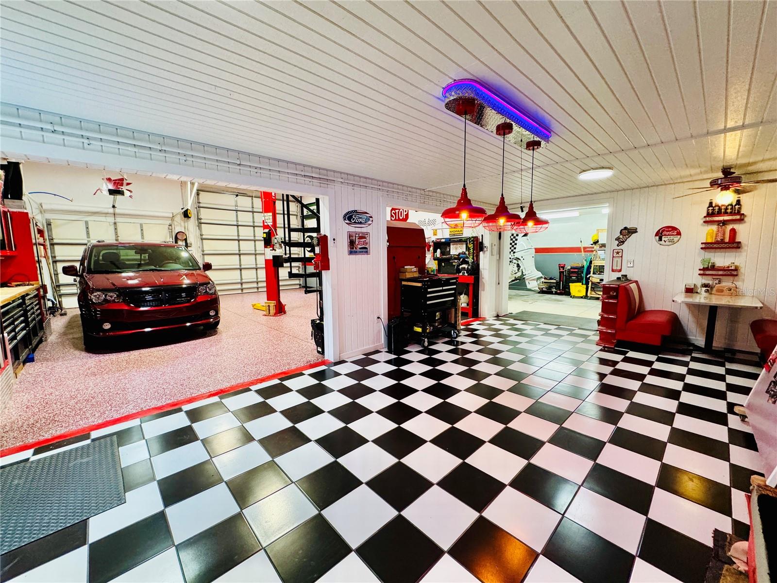 Image 17 of 94 For 6522 Pimlico Street