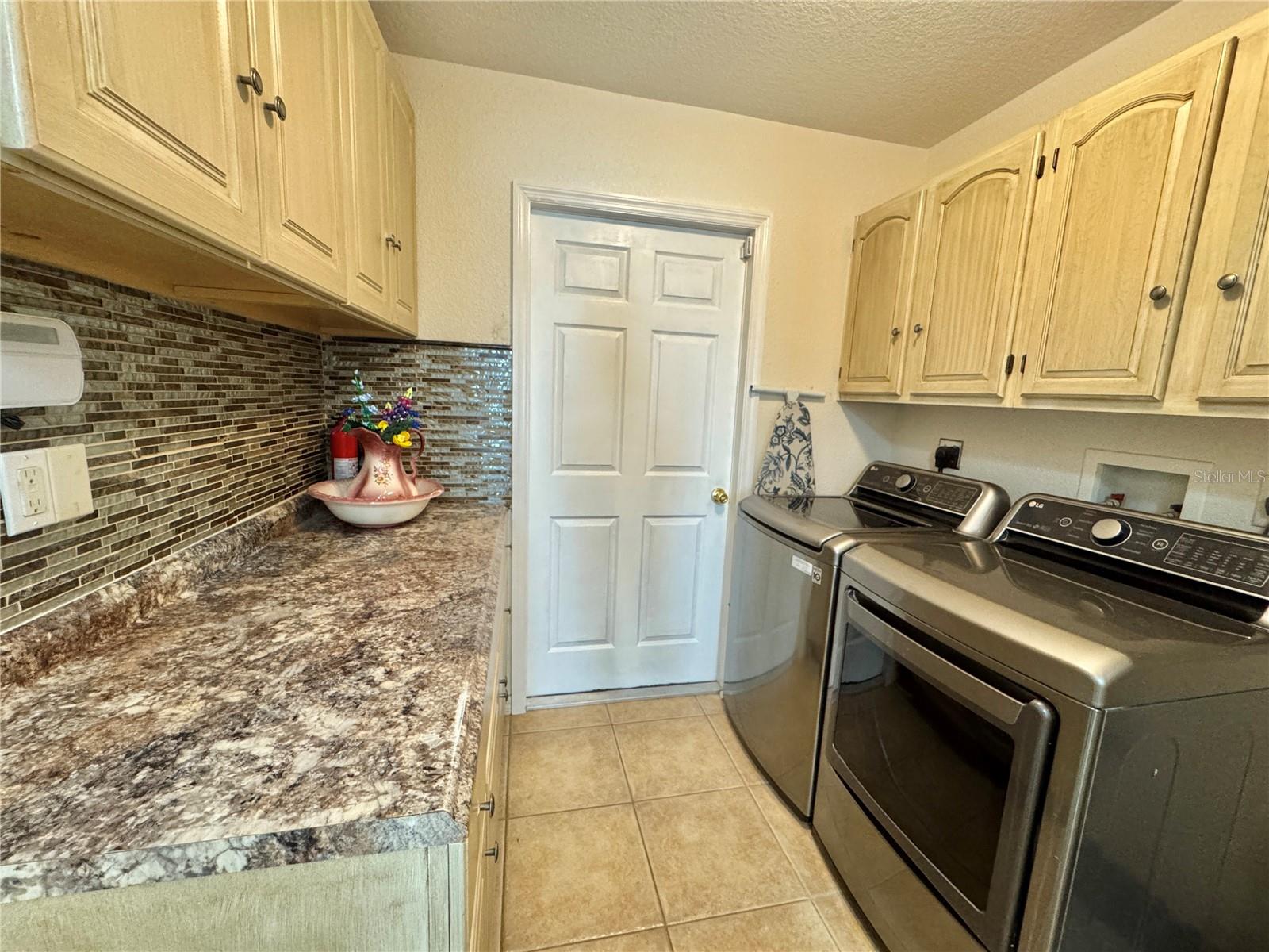 Image 63 of 94 For 6522 Pimlico Street
