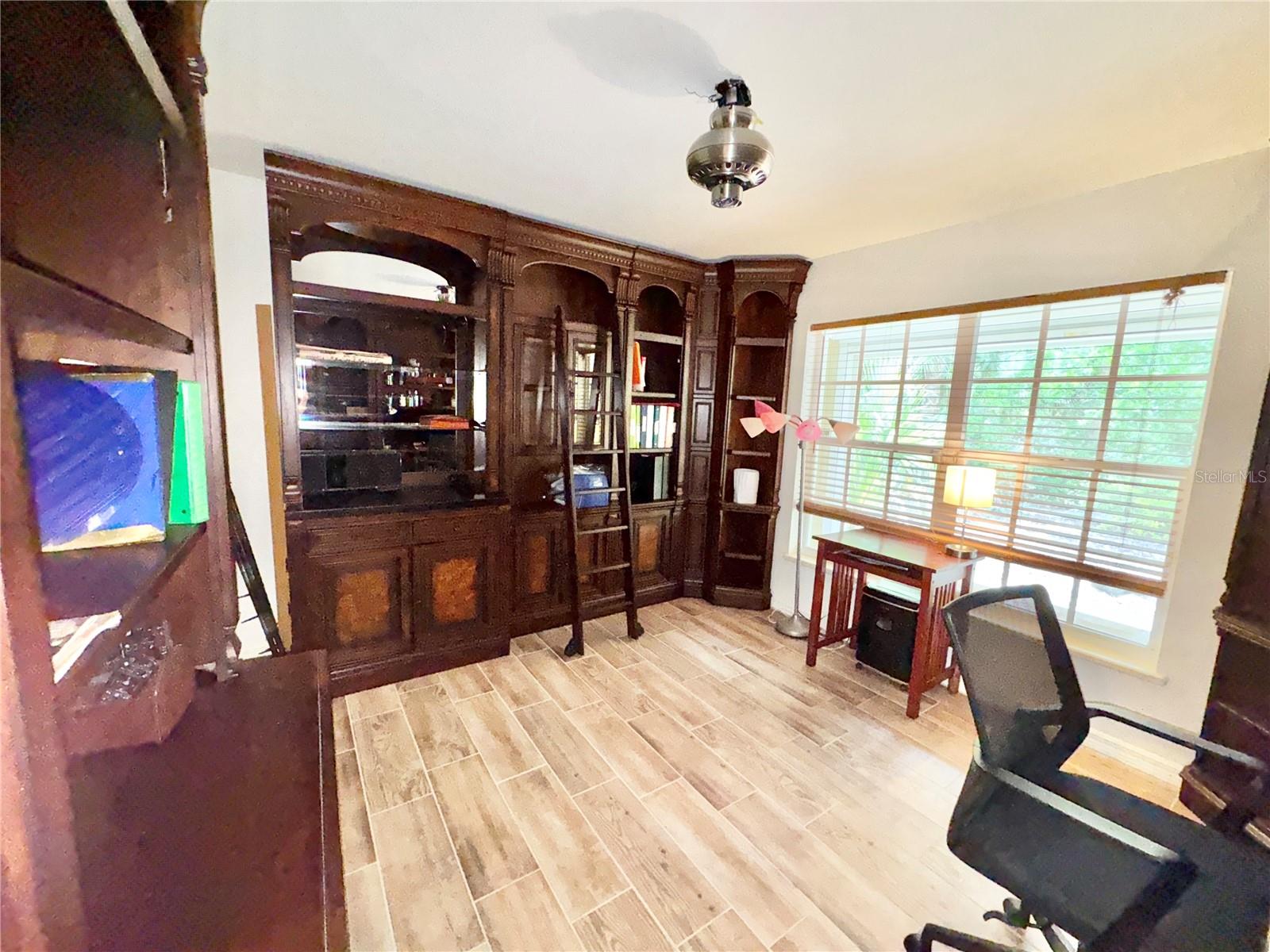 Image 70 of 94 For 6522 Pimlico Street