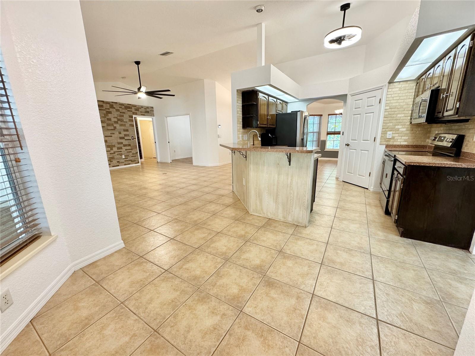 Image 83 of 94 For 6522 Pimlico Street