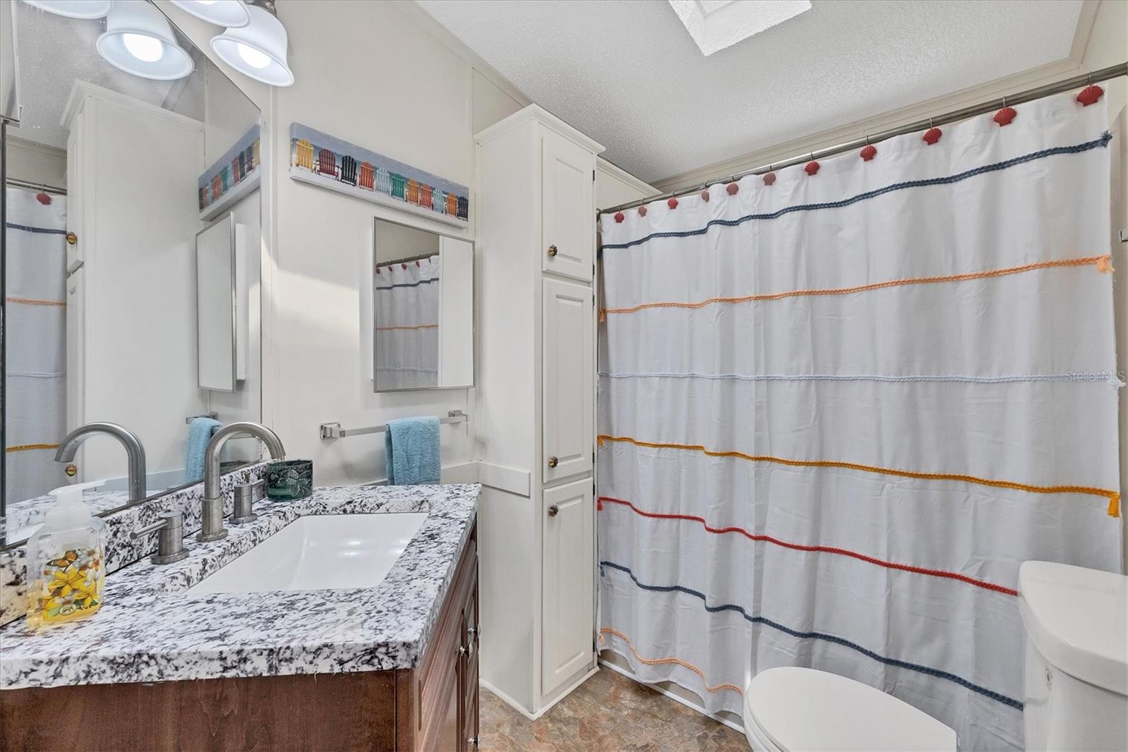 Image 27 of 62 For 546 Amberjack Drive