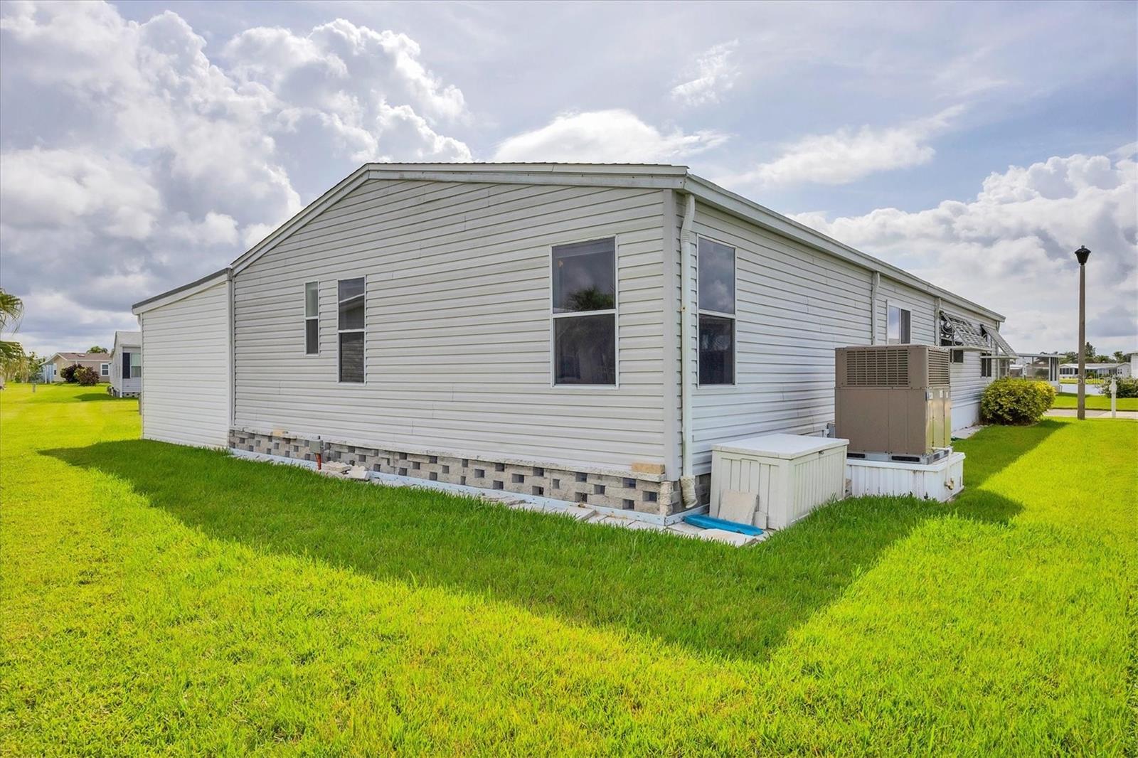 Image 31 of 62 For 546 Amberjack Drive