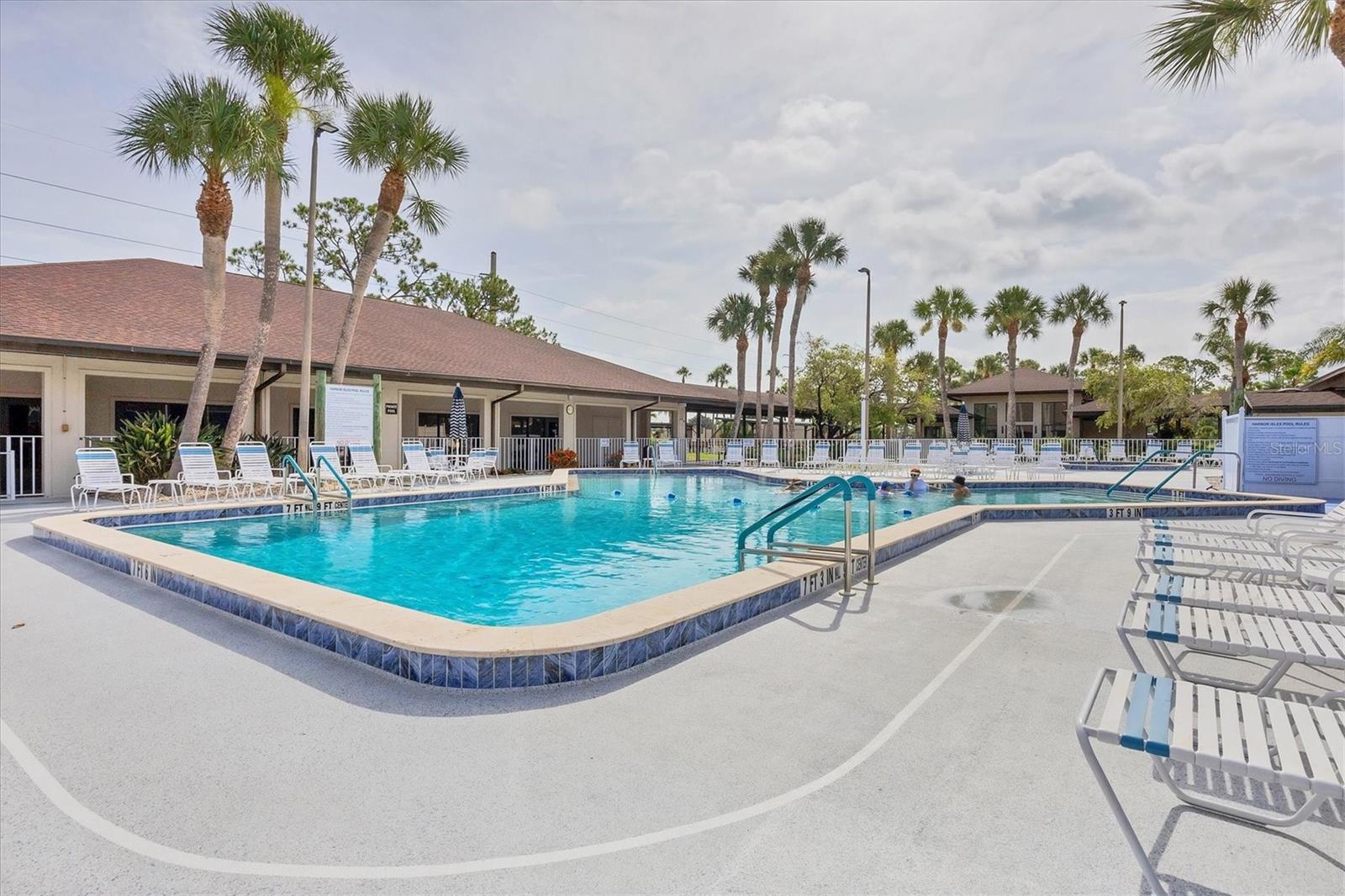 Image 36 of 62 For 546 Amberjack Drive