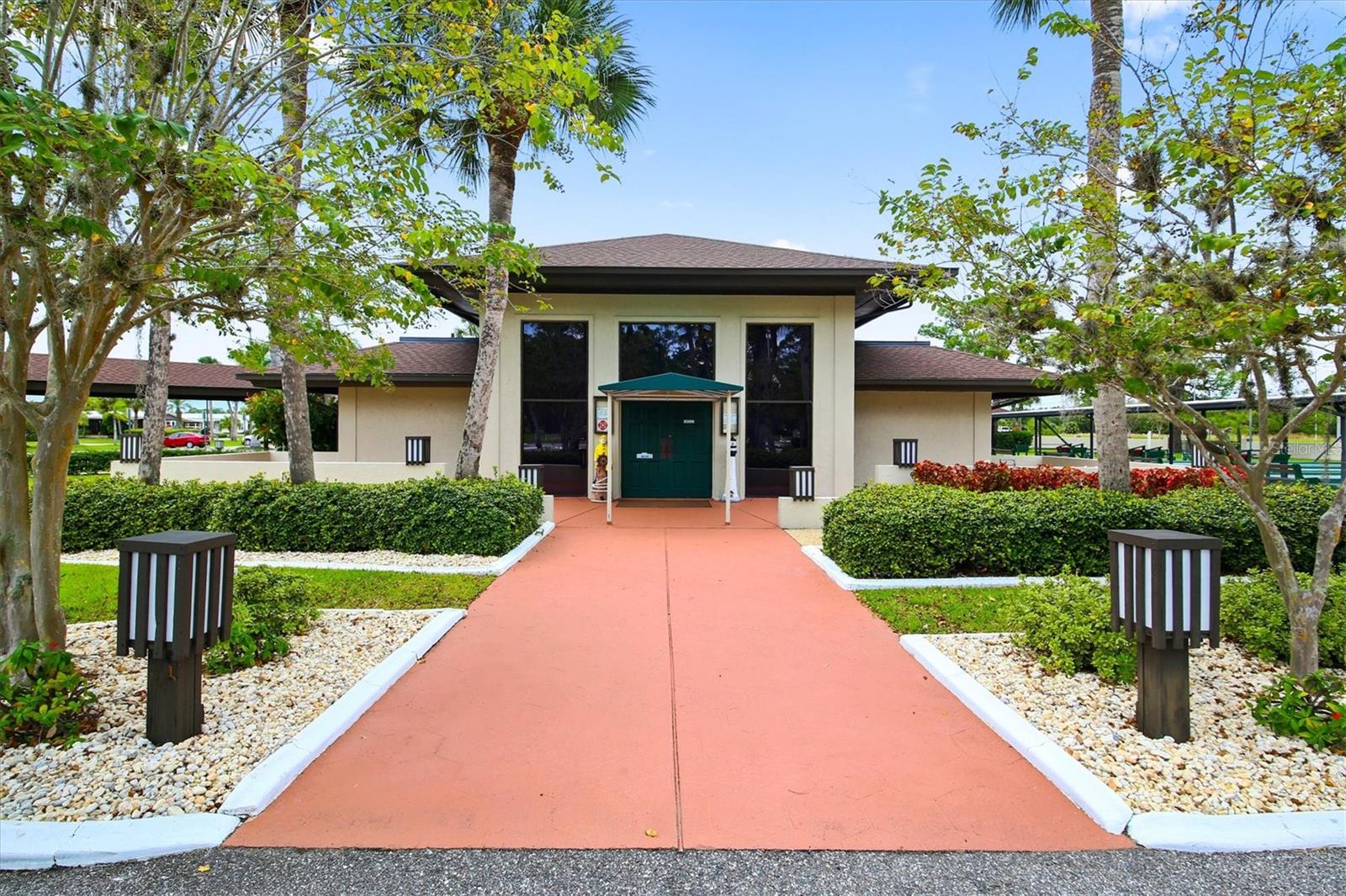 Image 40 of 62 For 546 Amberjack Drive
