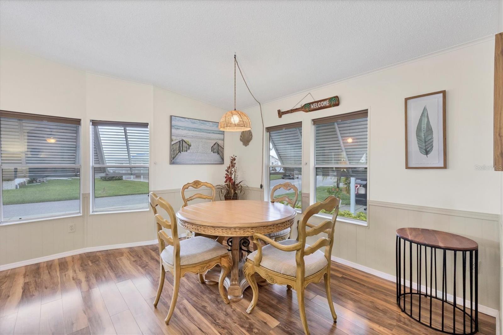 Image 8 of 62 For 546 Amberjack Drive