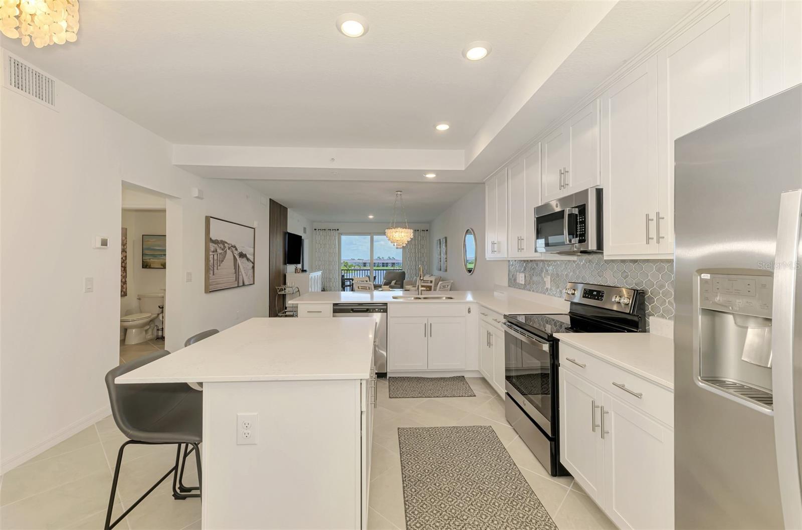 Image 10 of 99 For 12140 Wellen Golf Street 305