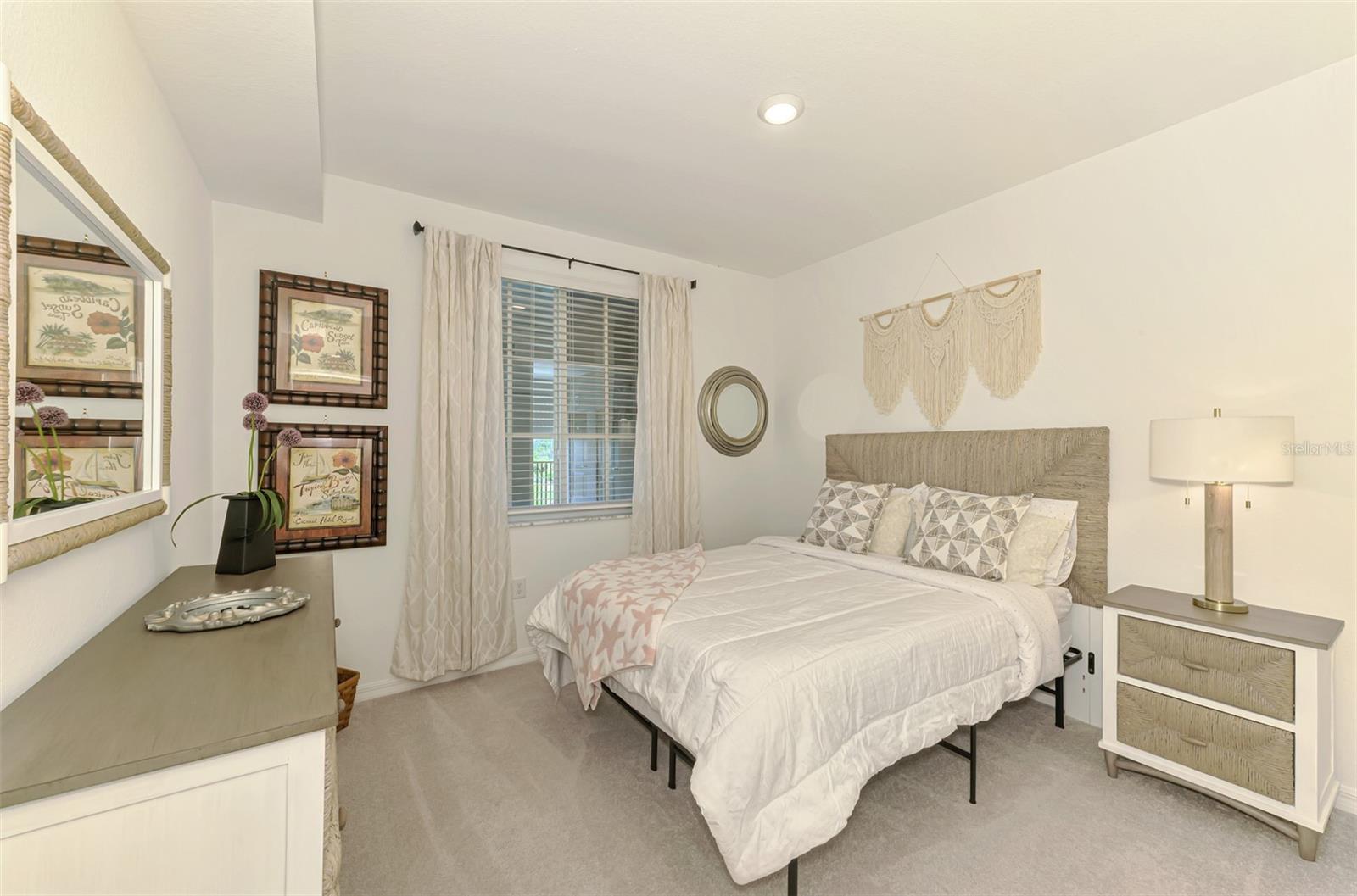 Image 27 of 99 For 12140 Wellen Golf Street 305