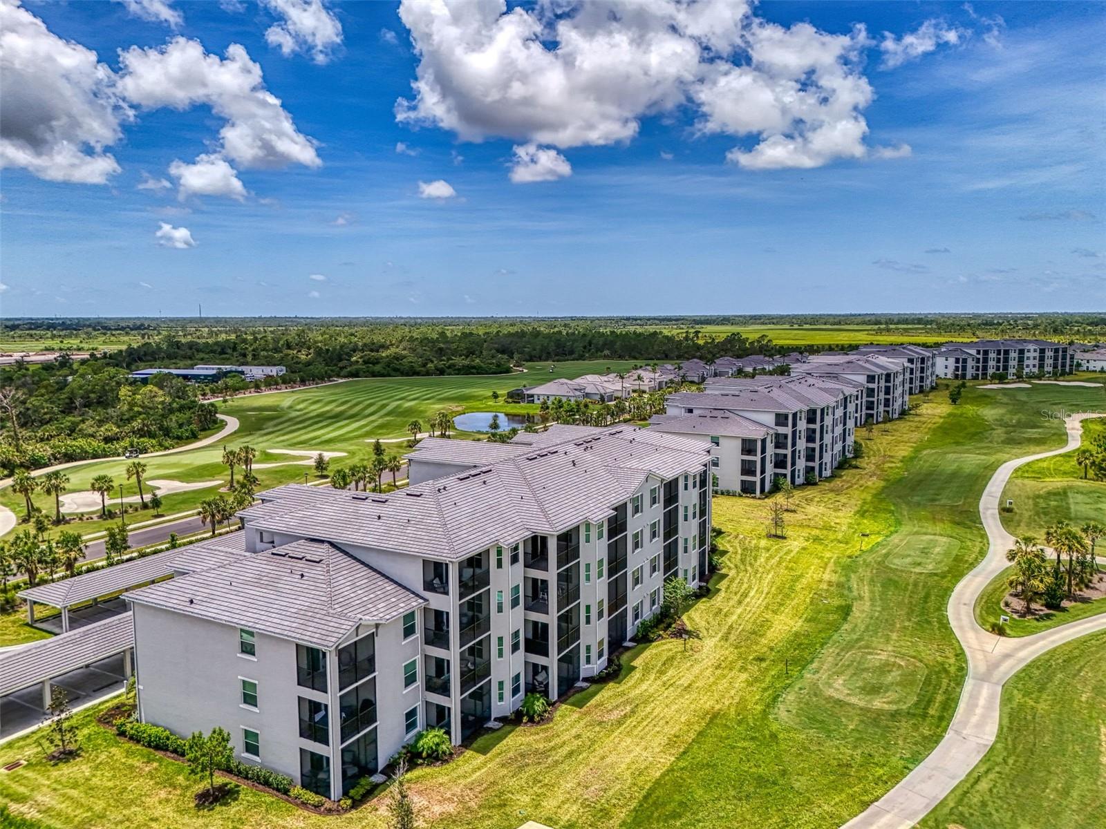 Image 36 of 99 For 12140 Wellen Golf Street 305