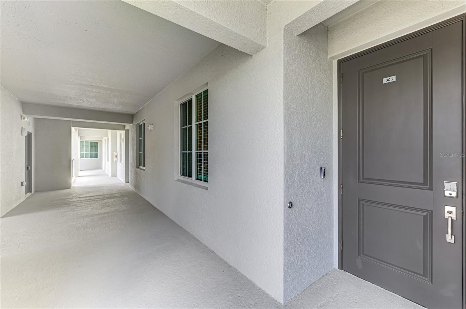Image 6 of 99 For 12140 Wellen Golf Street 305