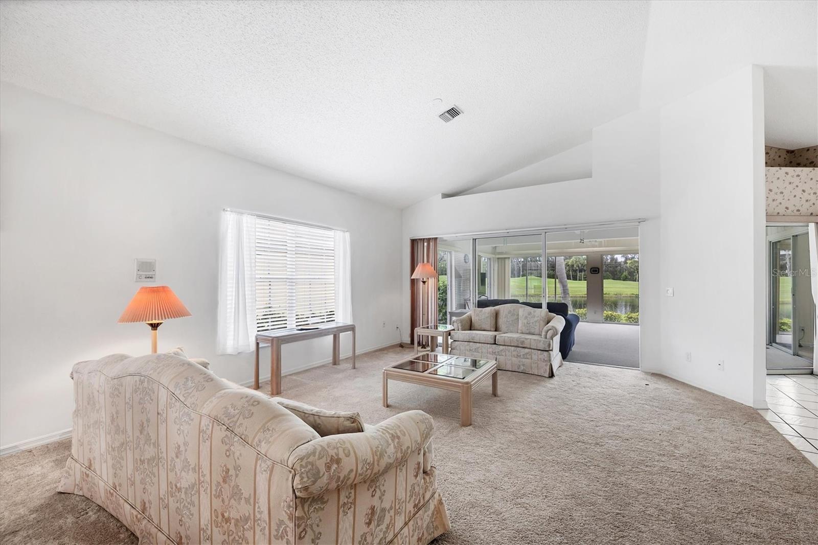 Image 10 of 62 For 1429 Turnberry Drive