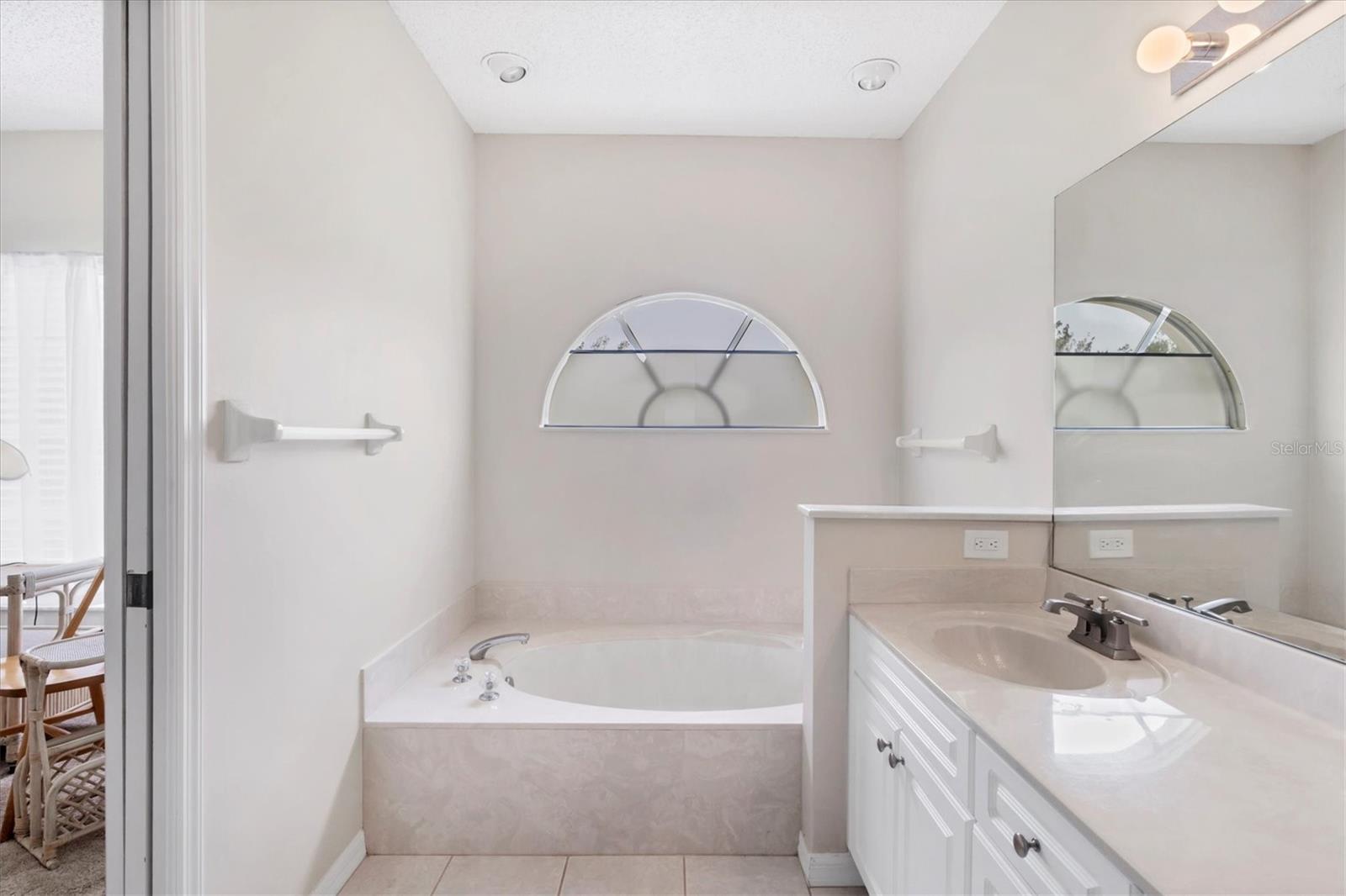 Image 26 of 62 For 1429 Turnberry Drive