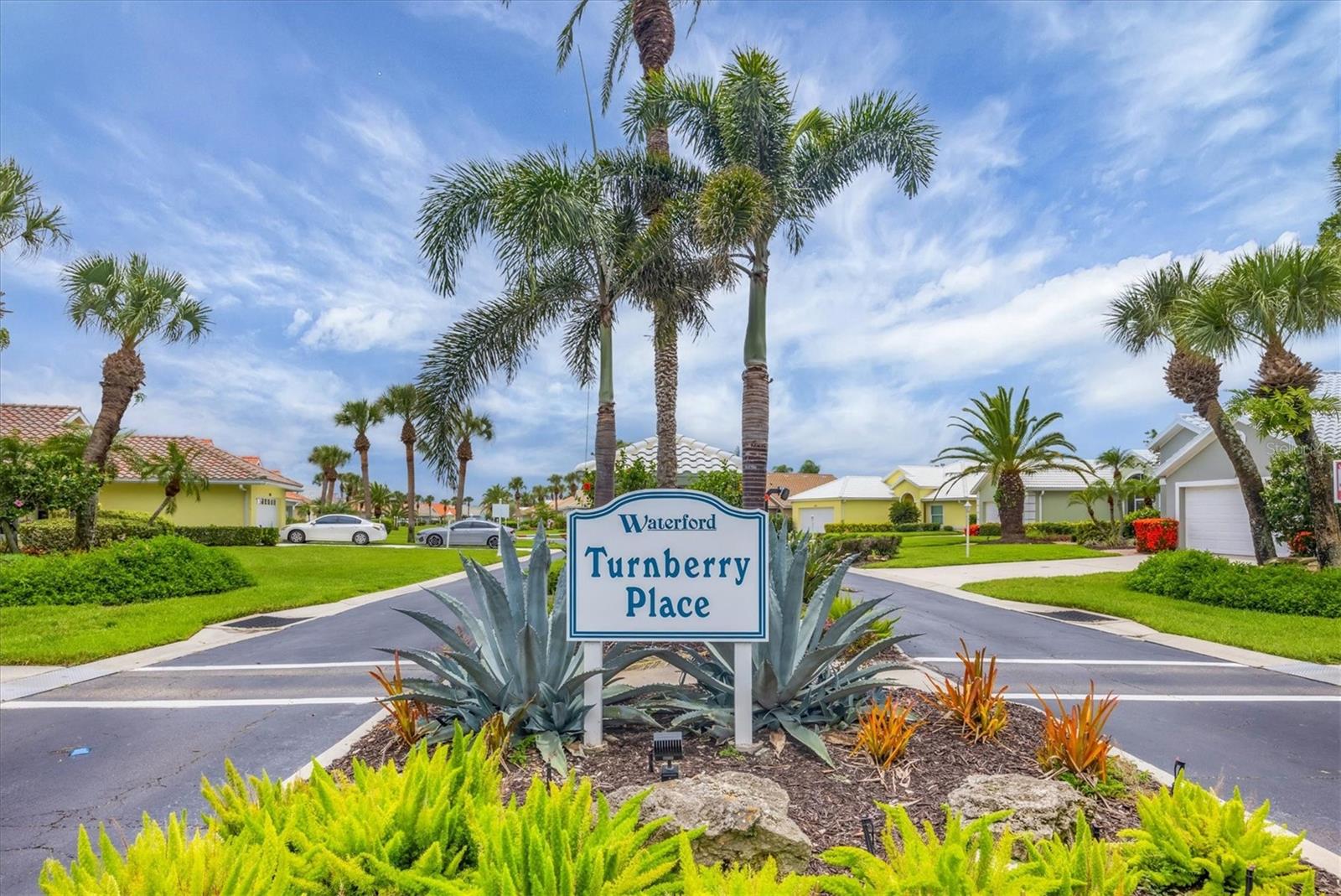 Image 42 of 62 For 1429 Turnberry Drive