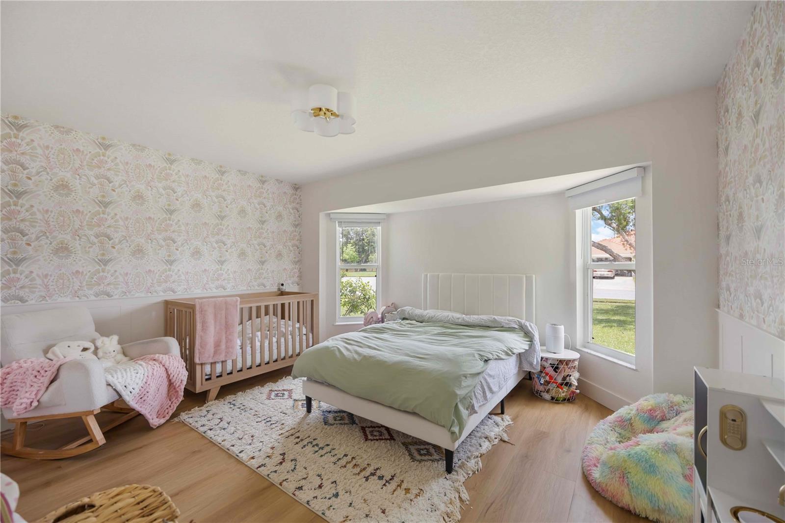 Image 19 of 29 For 5028 Greenway Court