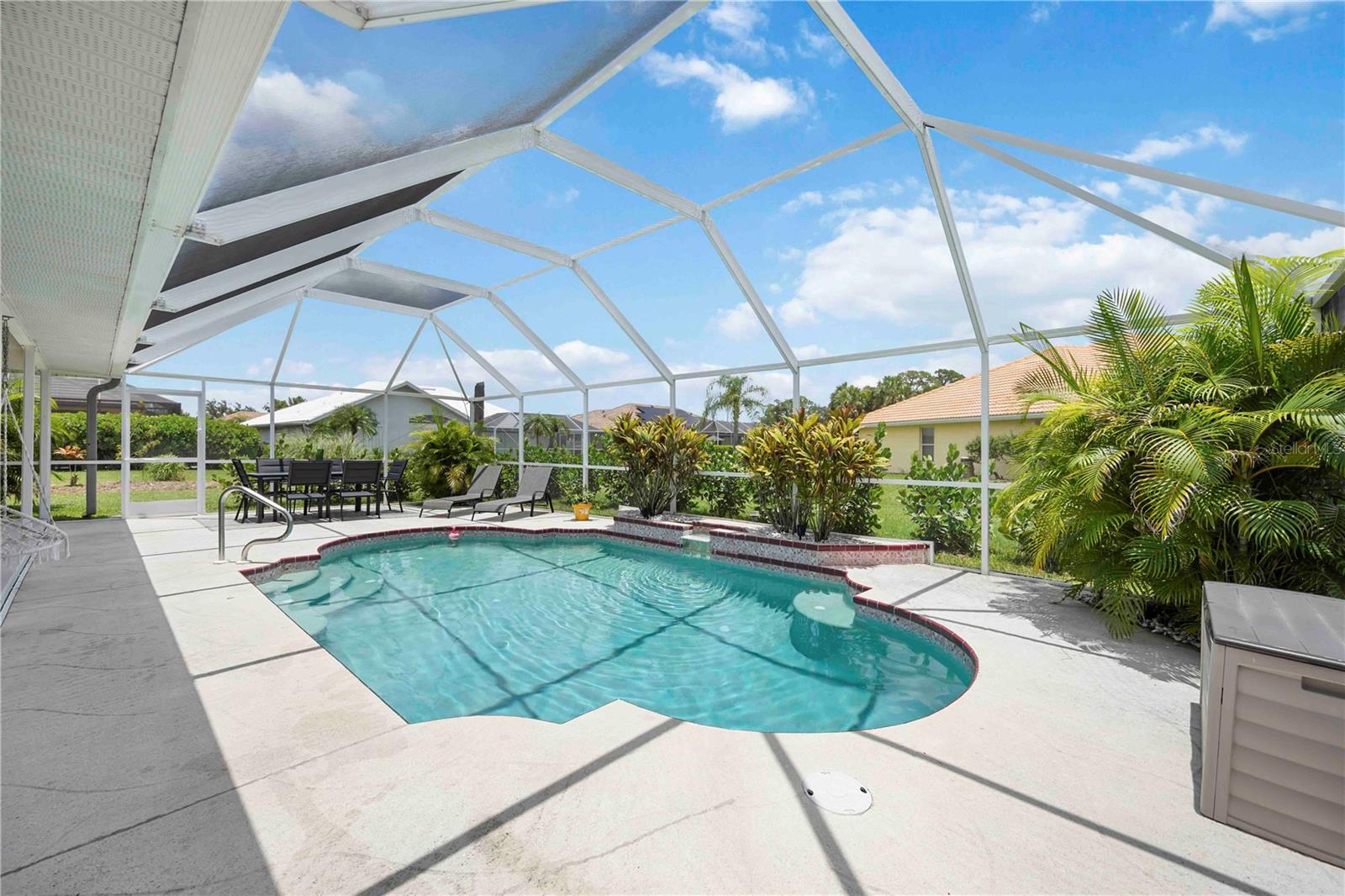 Image 24 of 29 For 5028 Greenway Court