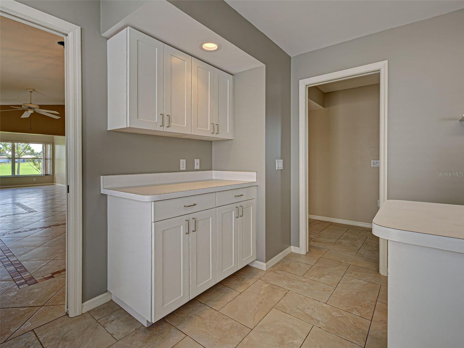 Image 13 of 62 For 720 Brightside Crescent Drive 11