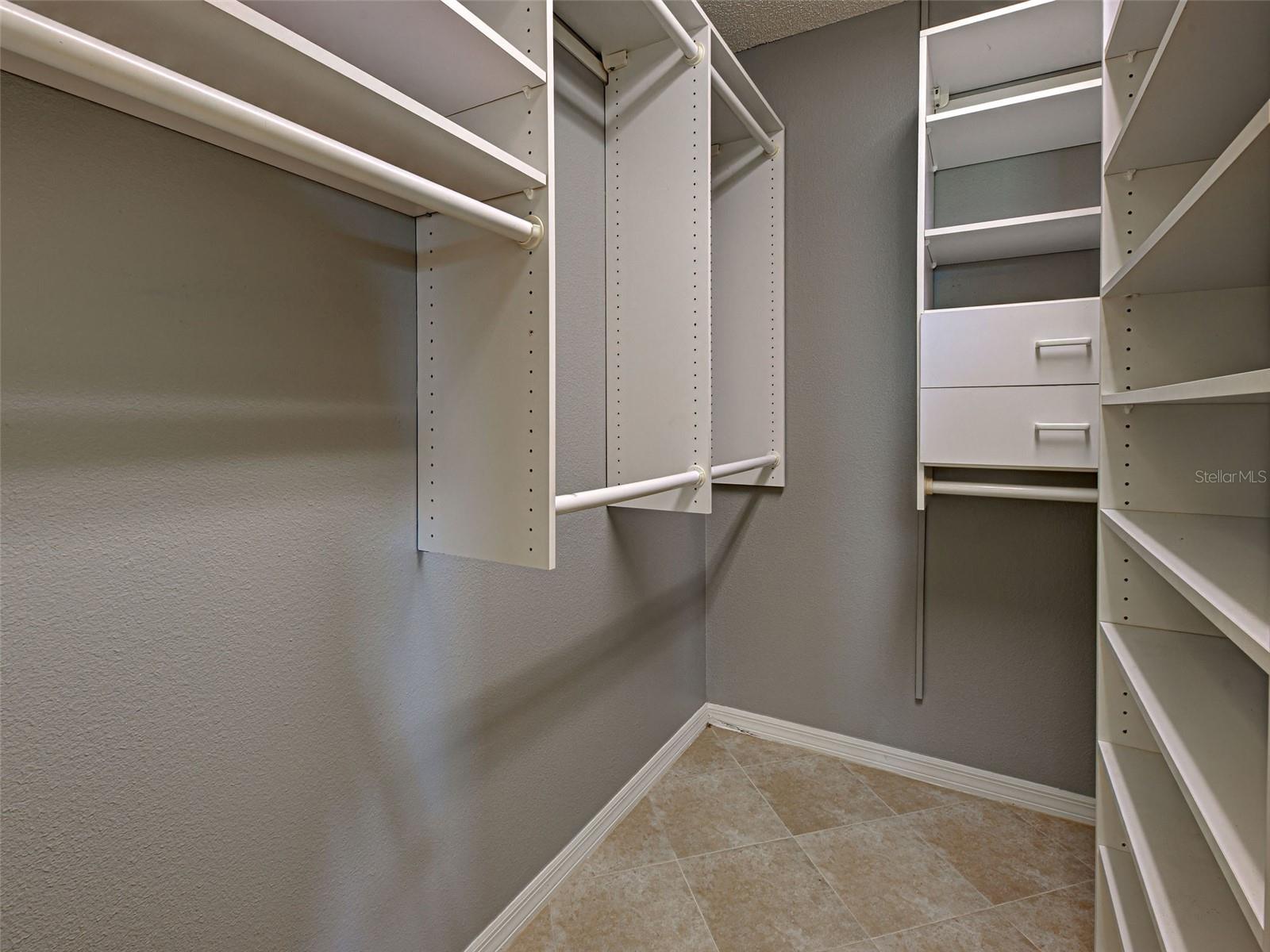 Image 31 of 62 For 720 Brightside Crescent Drive 11