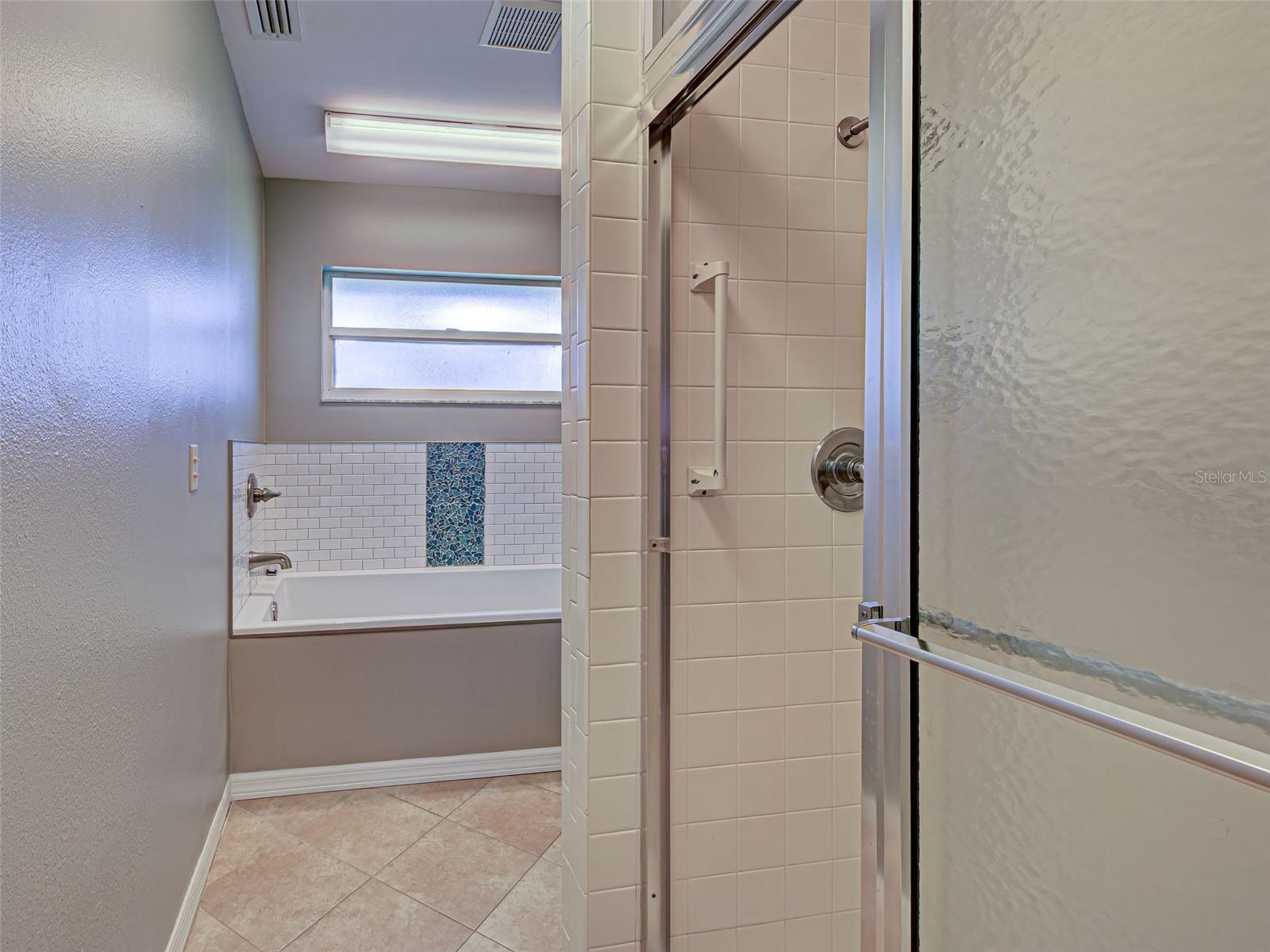 Image 34 of 62 For 720 Brightside Crescent Drive 11