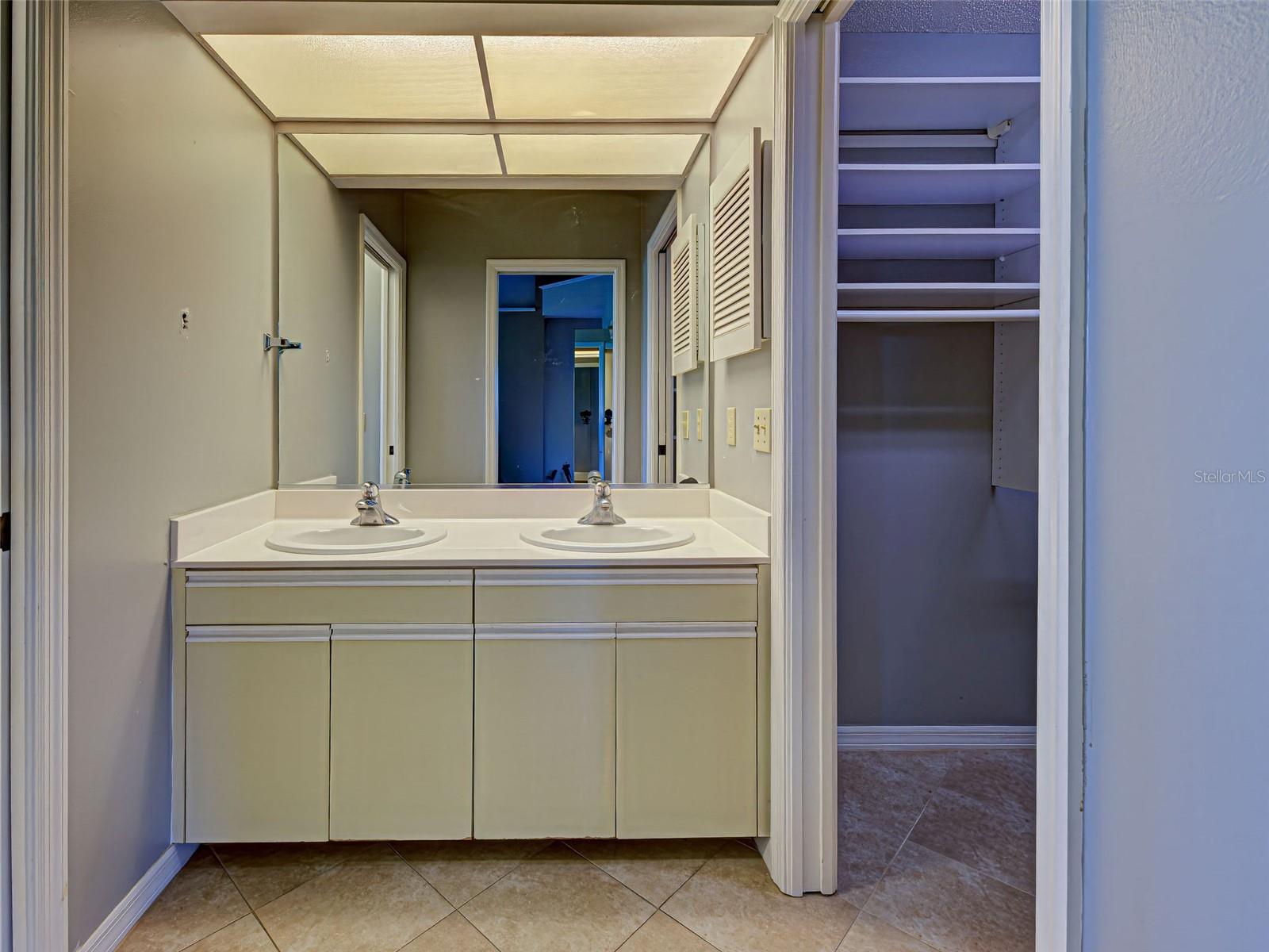 Image 35 of 62 For 720 Brightside Crescent Drive 11