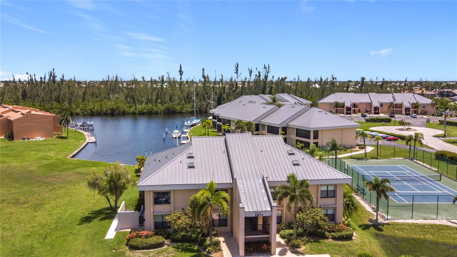 Details for 1335 Rock Dove Court 111, PUNTA GORDA, FL 33950