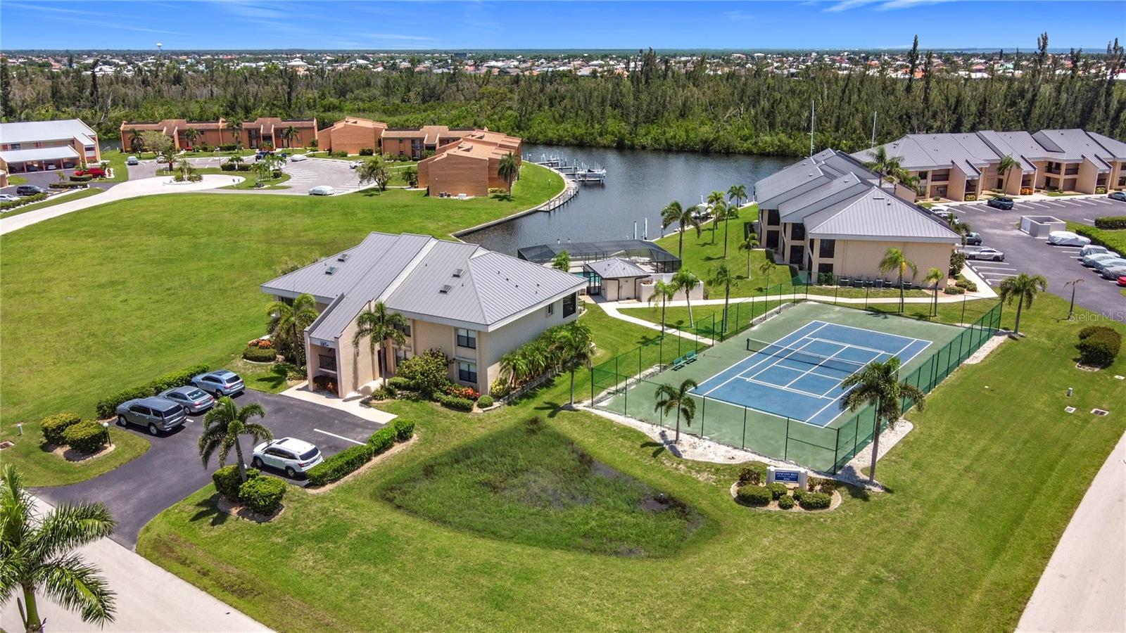 Image 3 of 50 For 1335 Rock Dove Court 111