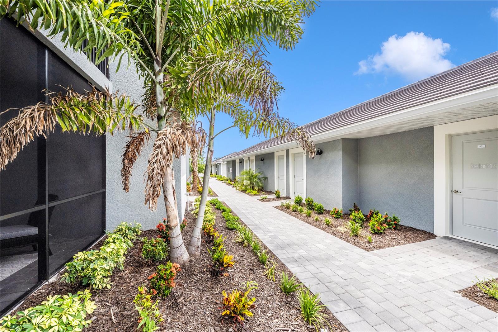 Image 54 of 98 For 17500 Opal Sand Drive 101