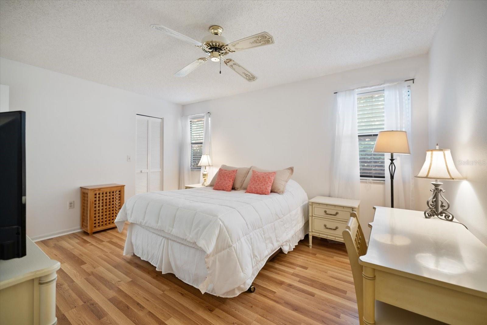 Image 21 of 52 For 752 White Pine Tree Road 108