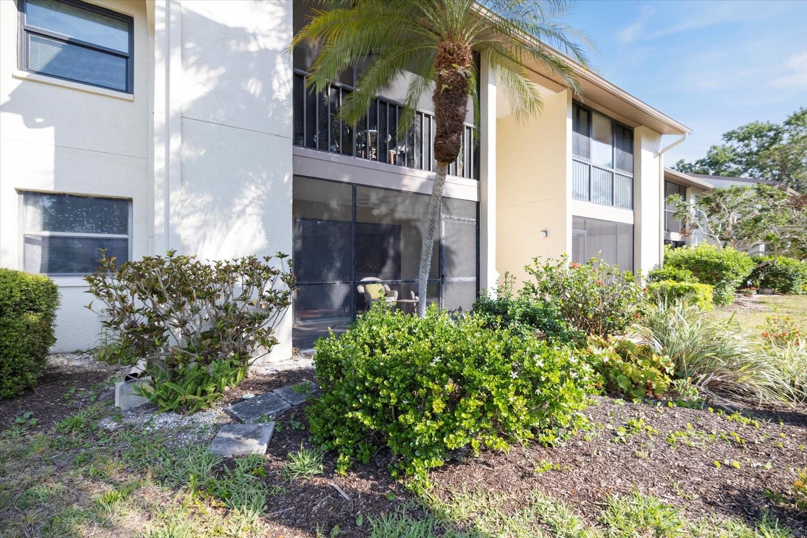 Image 34 of 52 For 752 White Pine Tree Road 108