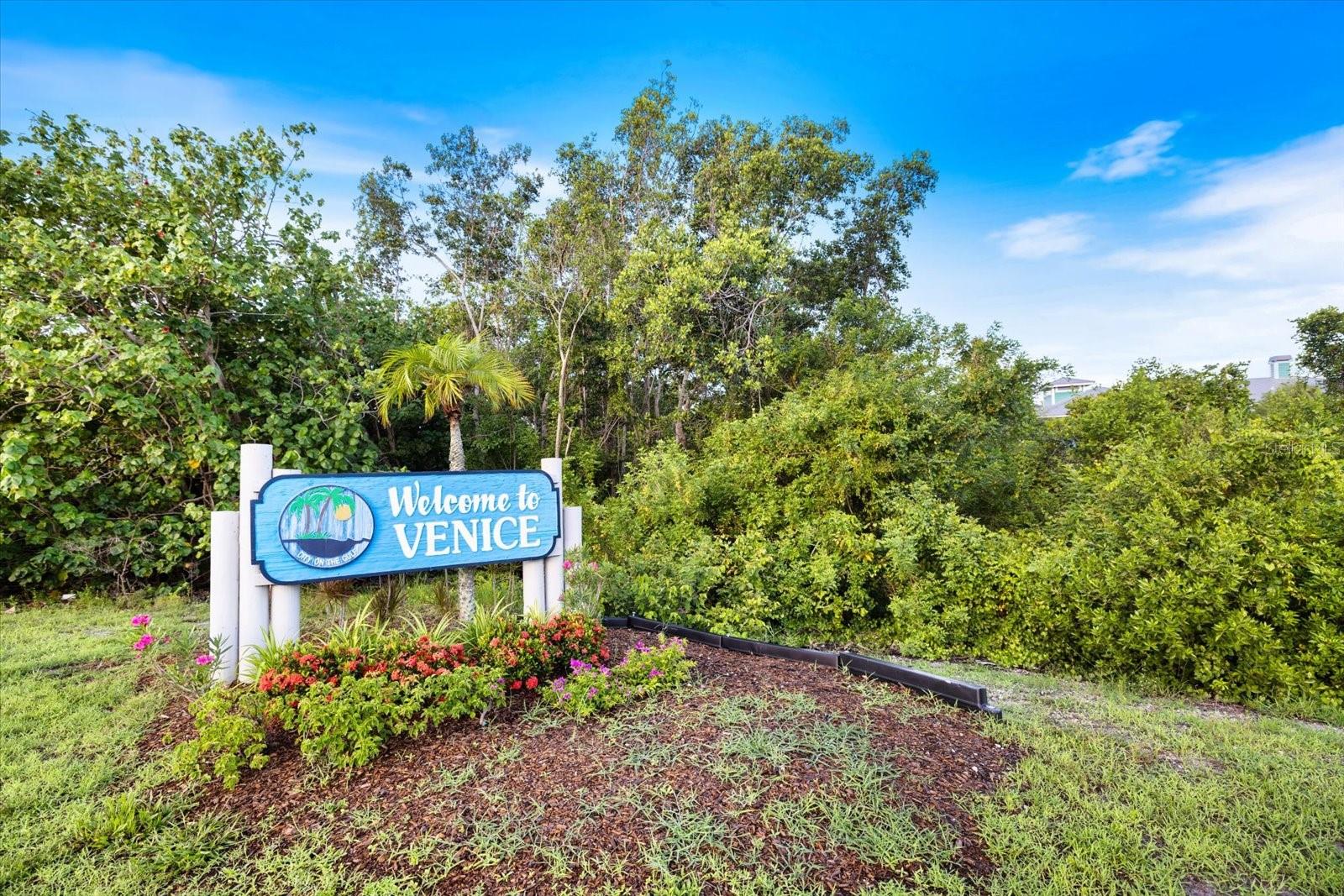 Image 49 of 52 For 752 White Pine Tree Road 108