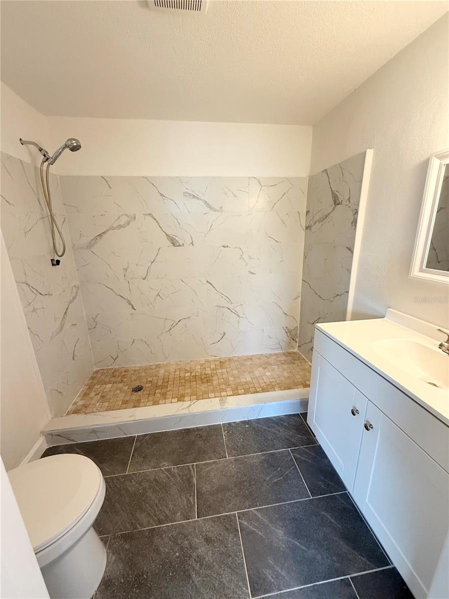 Image 13 of 15 For 249 Mount Vernon Drive