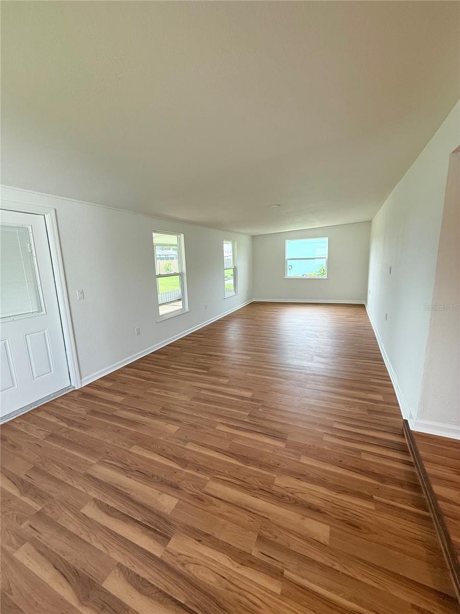 Image 4 of 15 For 249 Mount Vernon Drive