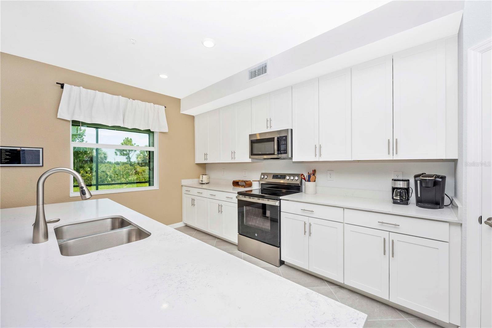 Image 6 of 89 For 17740 Boracay Court 102