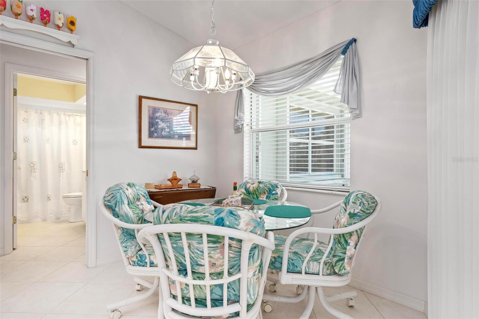 Image 15 of 40 For 403 Bermuda Isles Circle