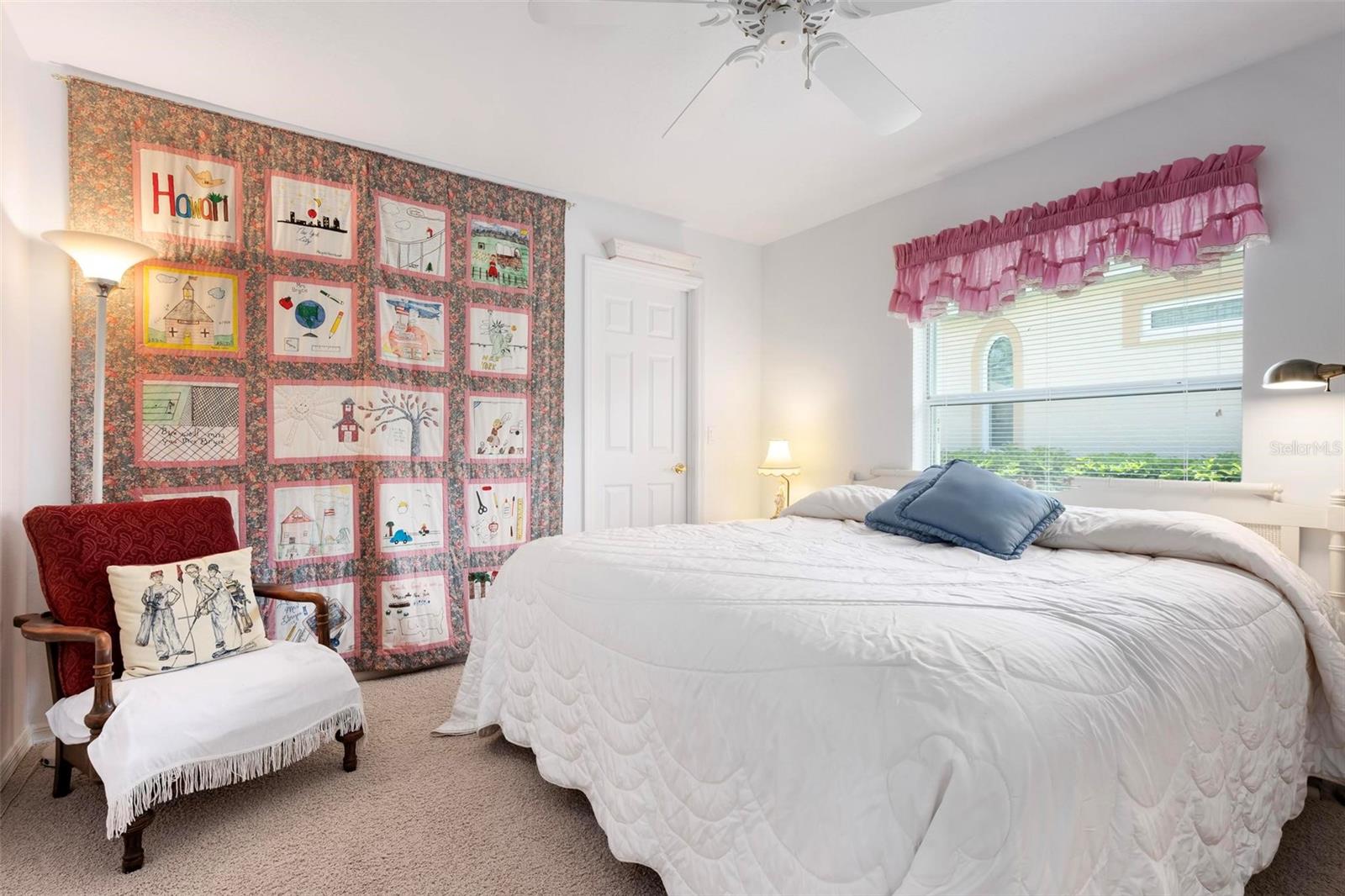 Image 22 of 40 For 403 Bermuda Isles Circle