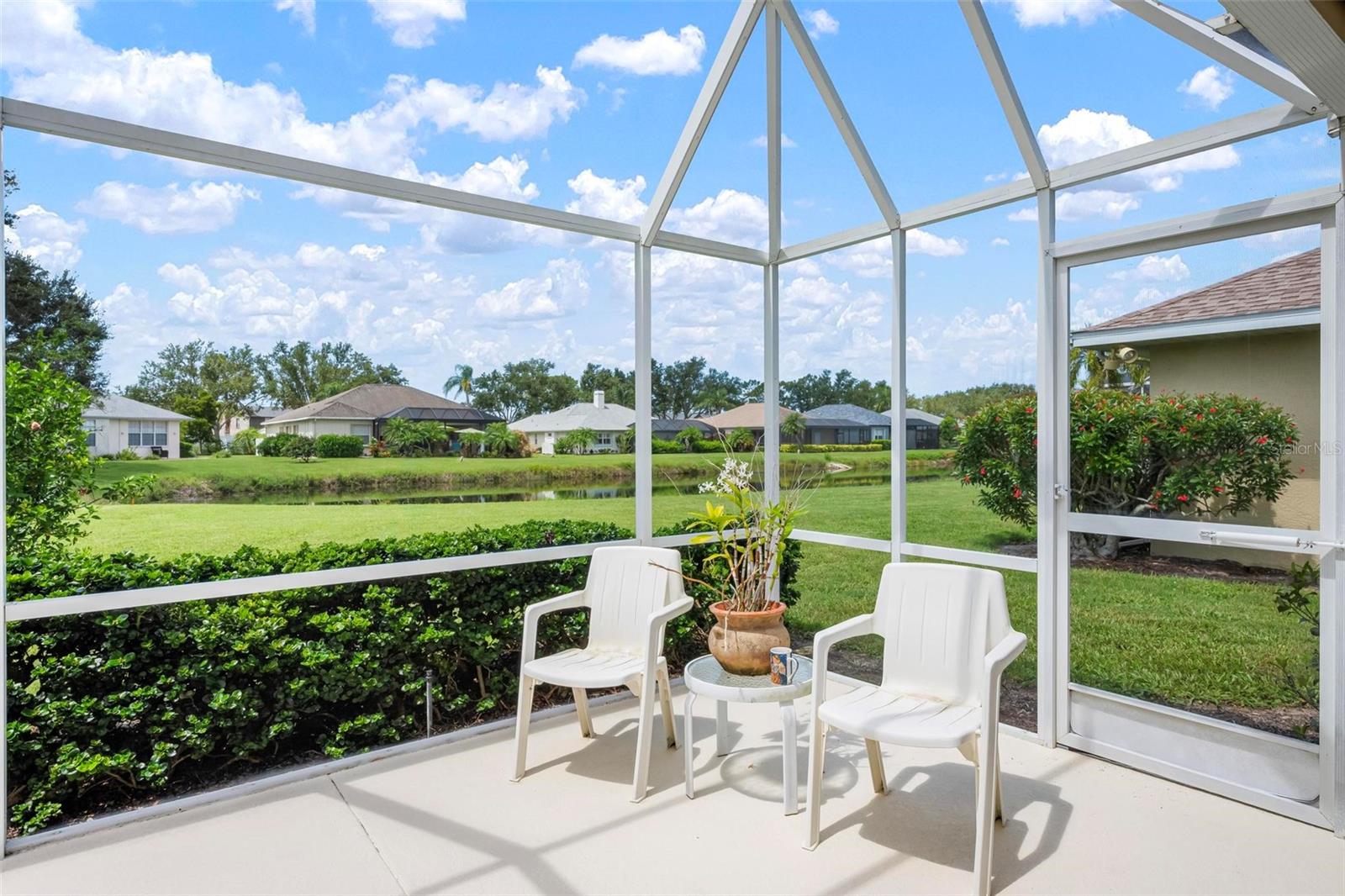 Image 31 of 40 For 403 Bermuda Isles Circle