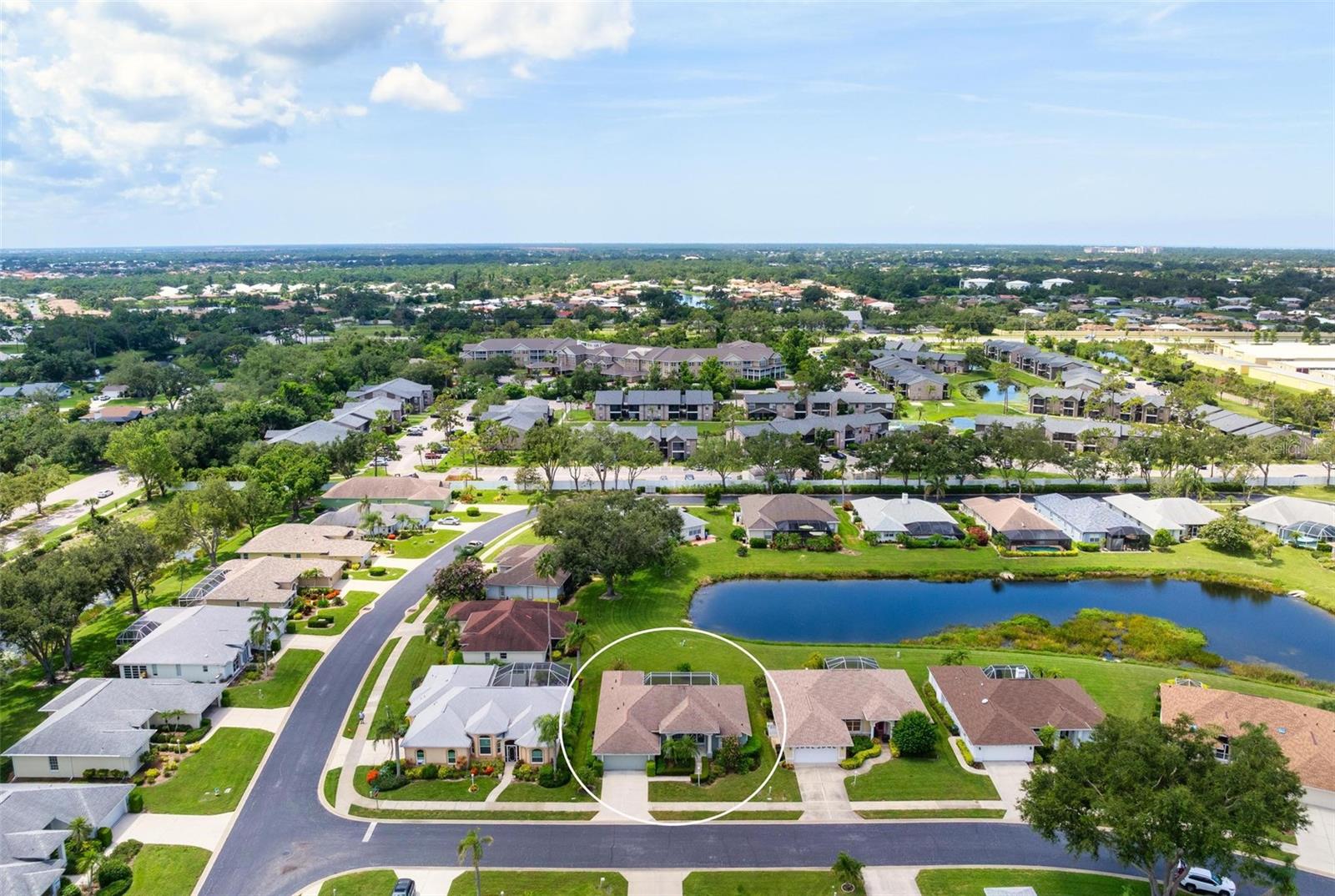 Image 36 of 40 For 403 Bermuda Isles Circle