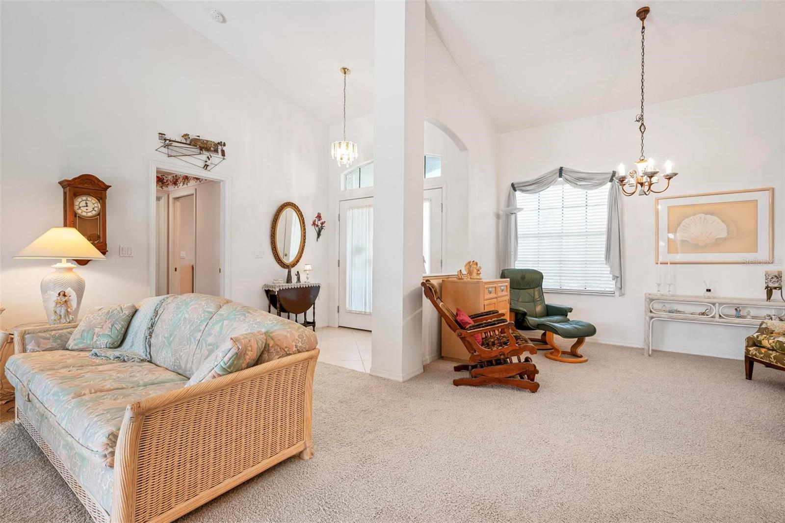 Image 9 of 40 For 403 Bermuda Isles Circle
