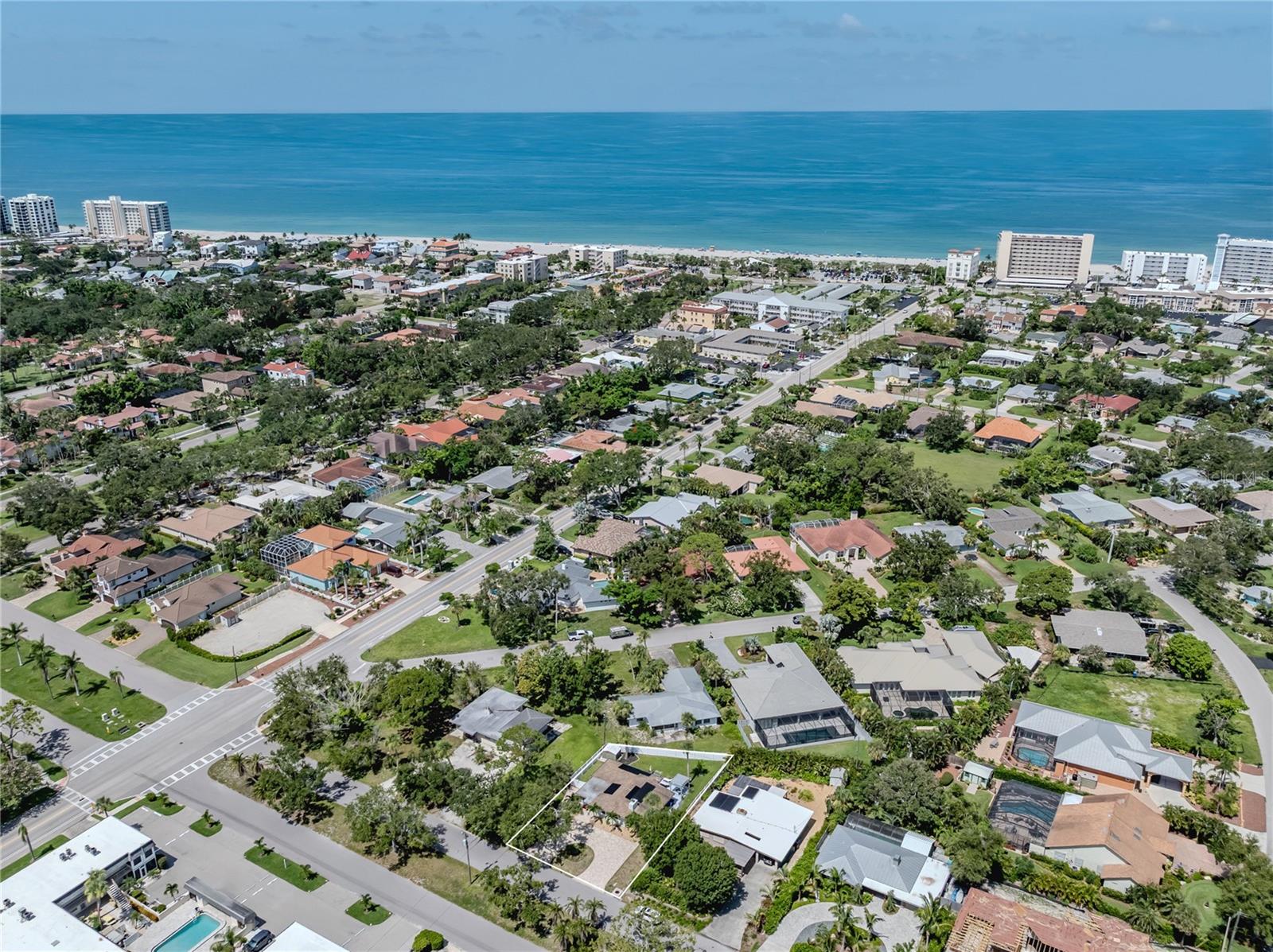 Image 29 of 53 For 209 Park Boulevard N